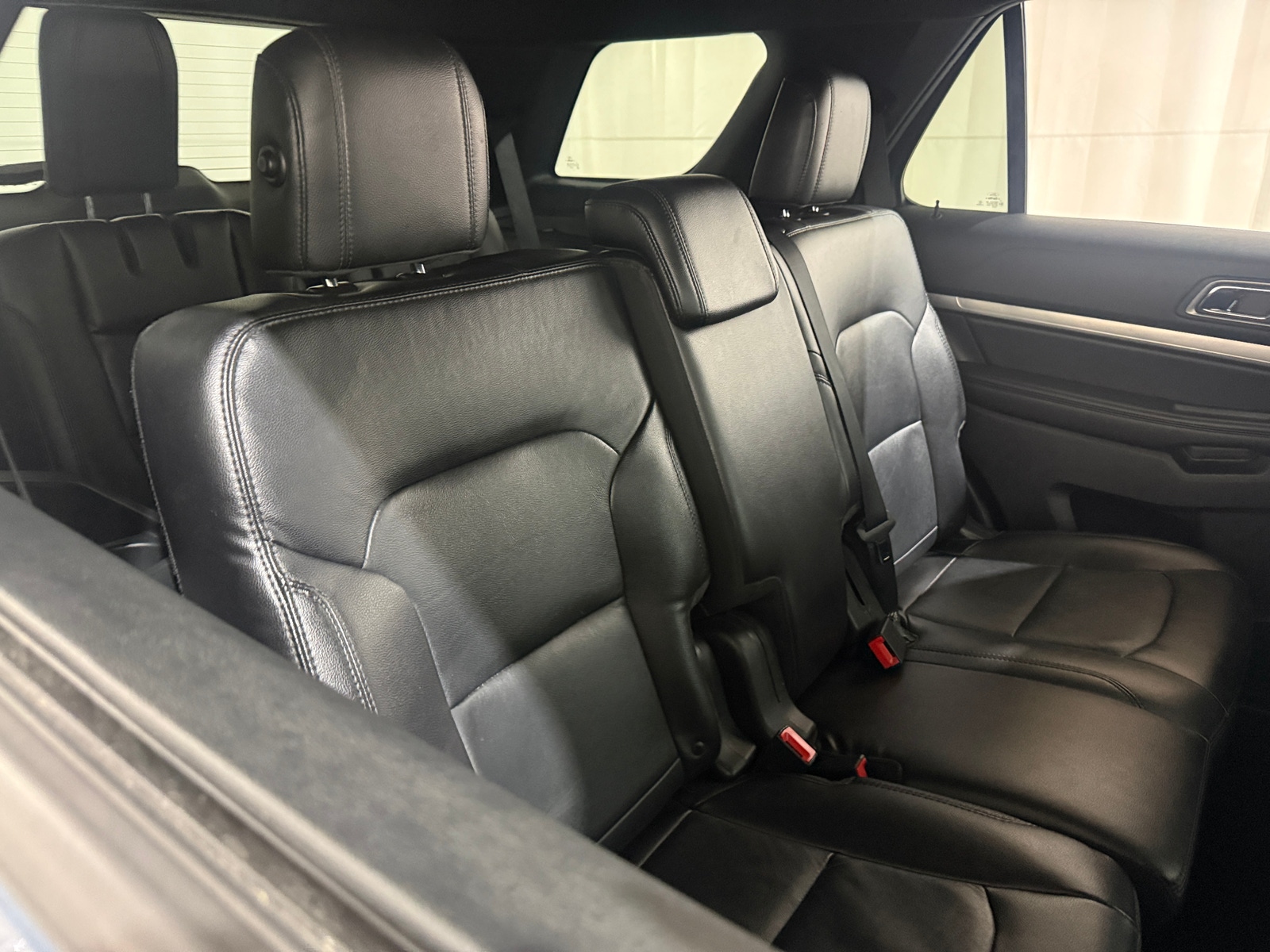 Thumbnail: 2018 Ford Explorer - 6