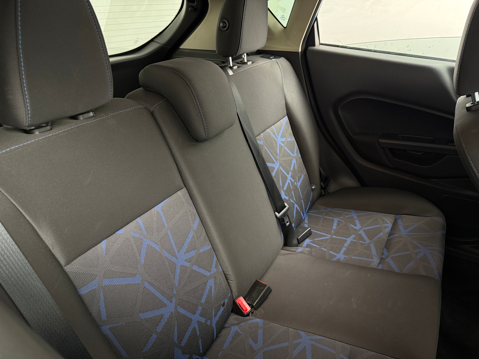 Thumbnail: 2013 Ford Fiesta - 6