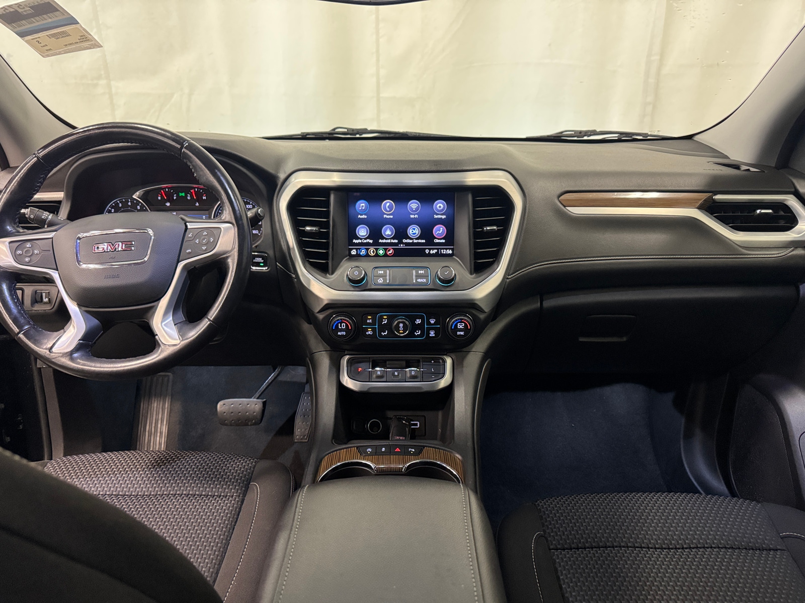Thumbnail: 2020 GMC Acadia - 3