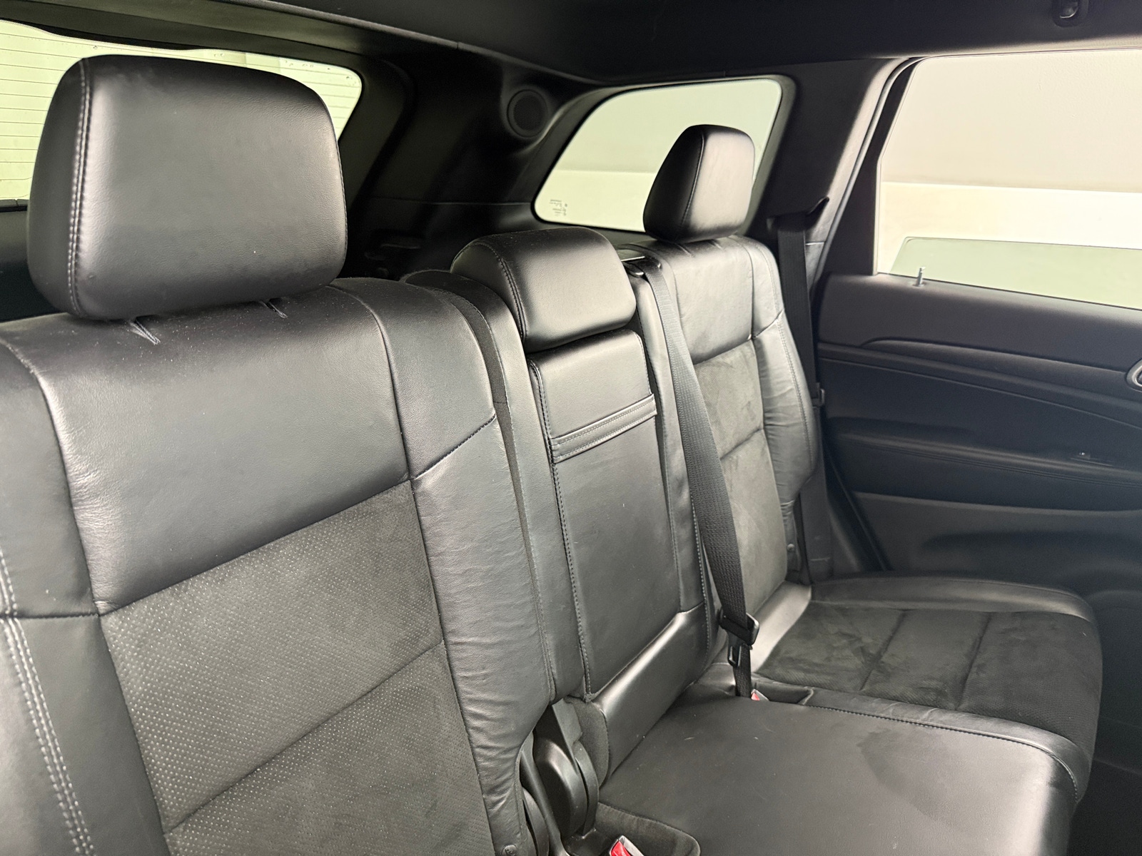 Thumbnail: 2017 Jeep Grand Cherokee - 5