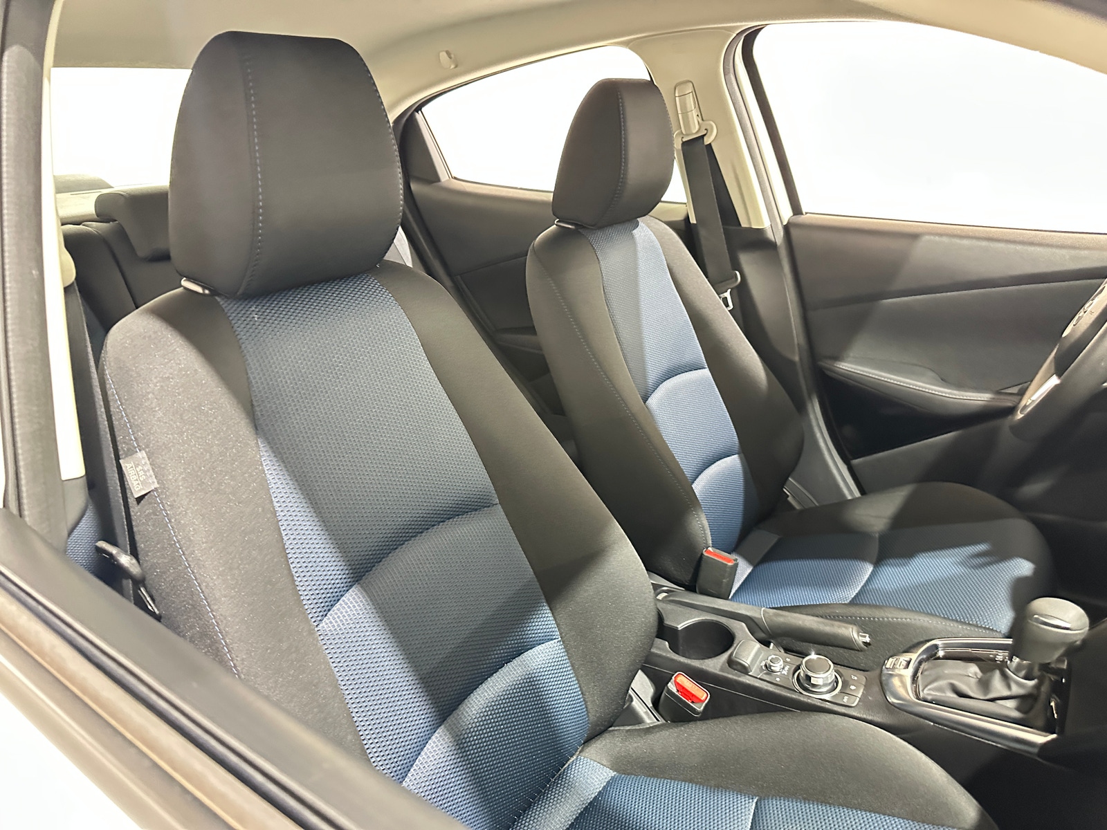 Thumbnail: 2018 Toyota Yaris iA - 2