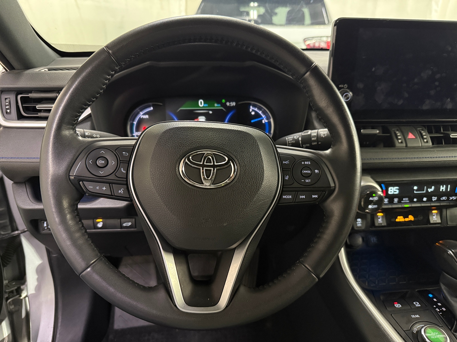 Thumbnail: 2023 Toyota RAV4 - 4
