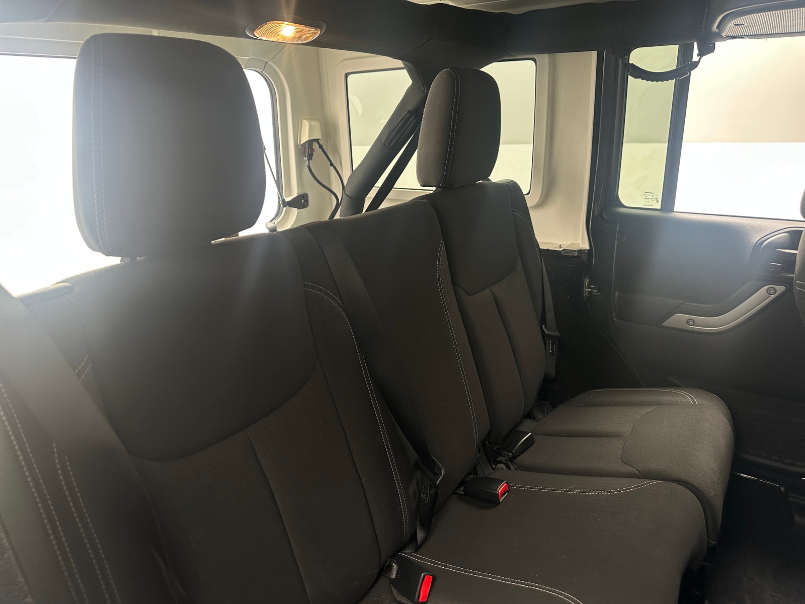 Thumbnail: 2017 Jeep Wrangler - 6