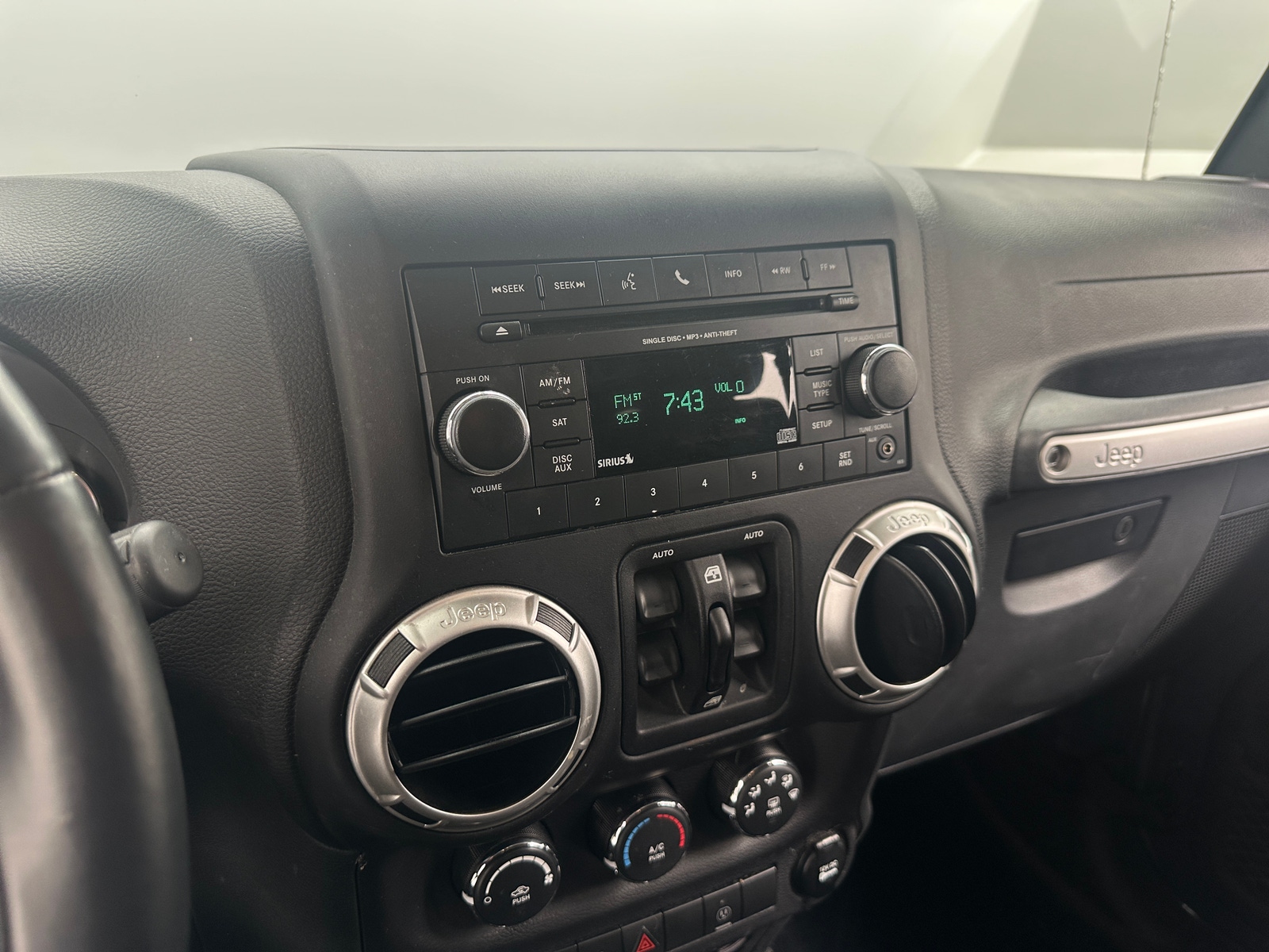 Thumbnail: 2017 Jeep Wrangler - 4