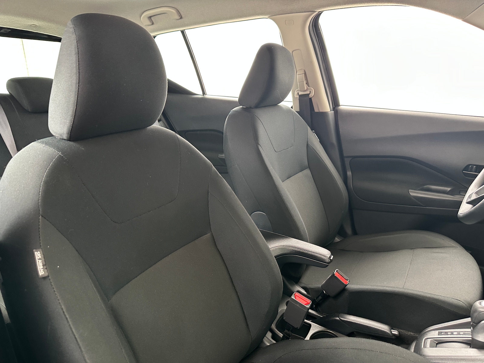 Thumbnail: 2025 Nissan Kicks - 2