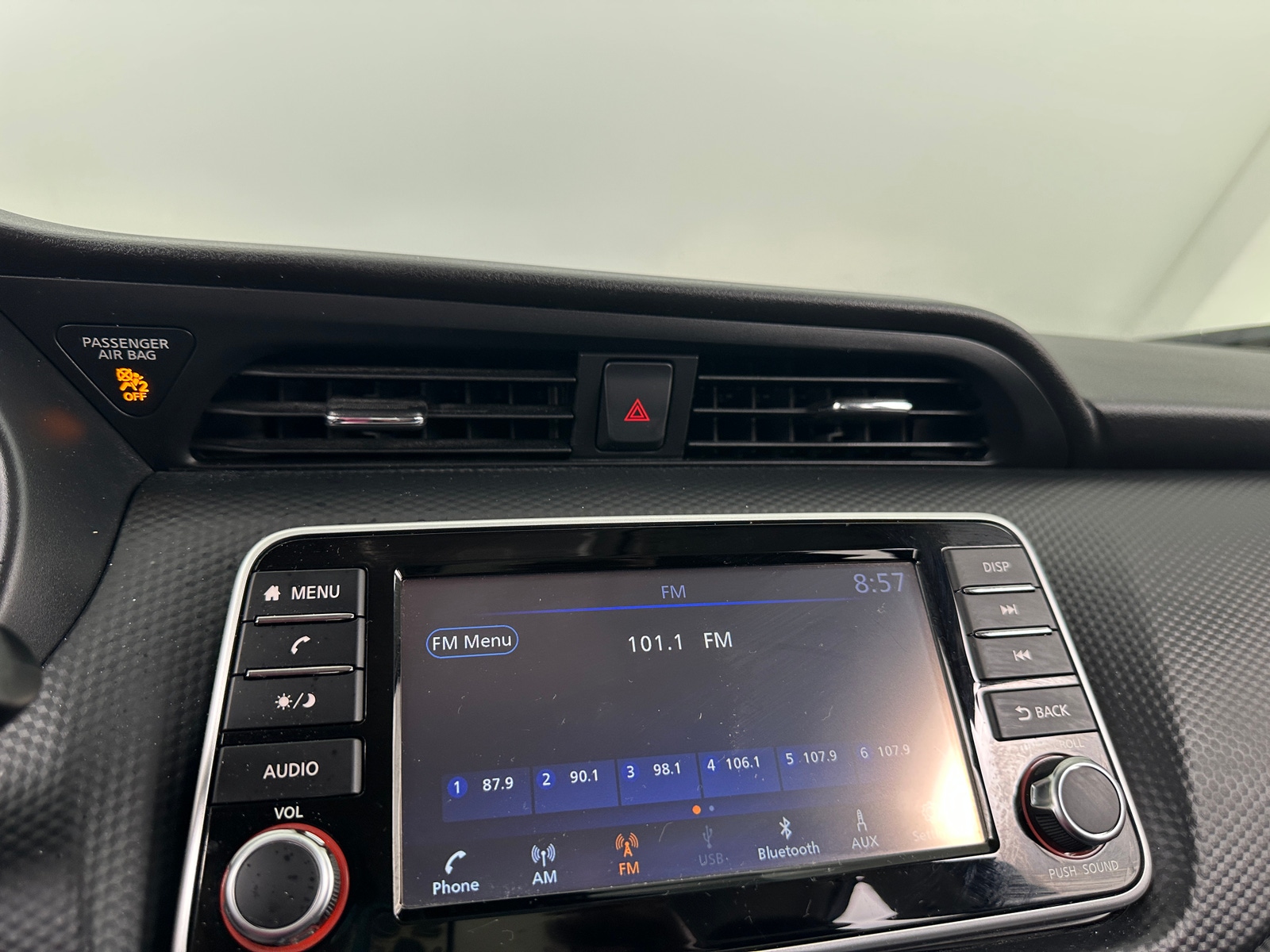 Thumbnail: 2025 Nissan Kicks - 4