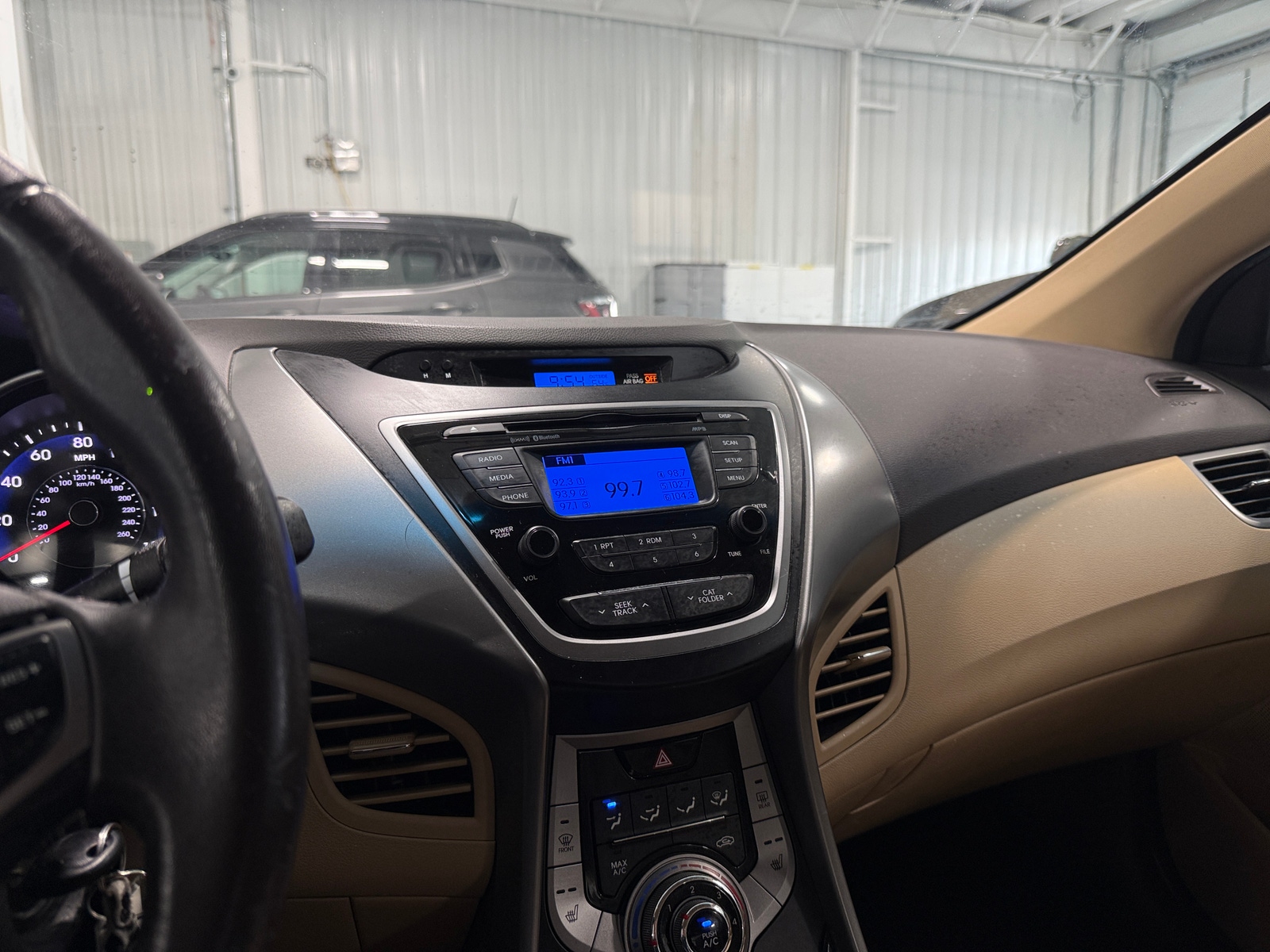 Thumbnail: 2013 Hyundai Elantra - 3