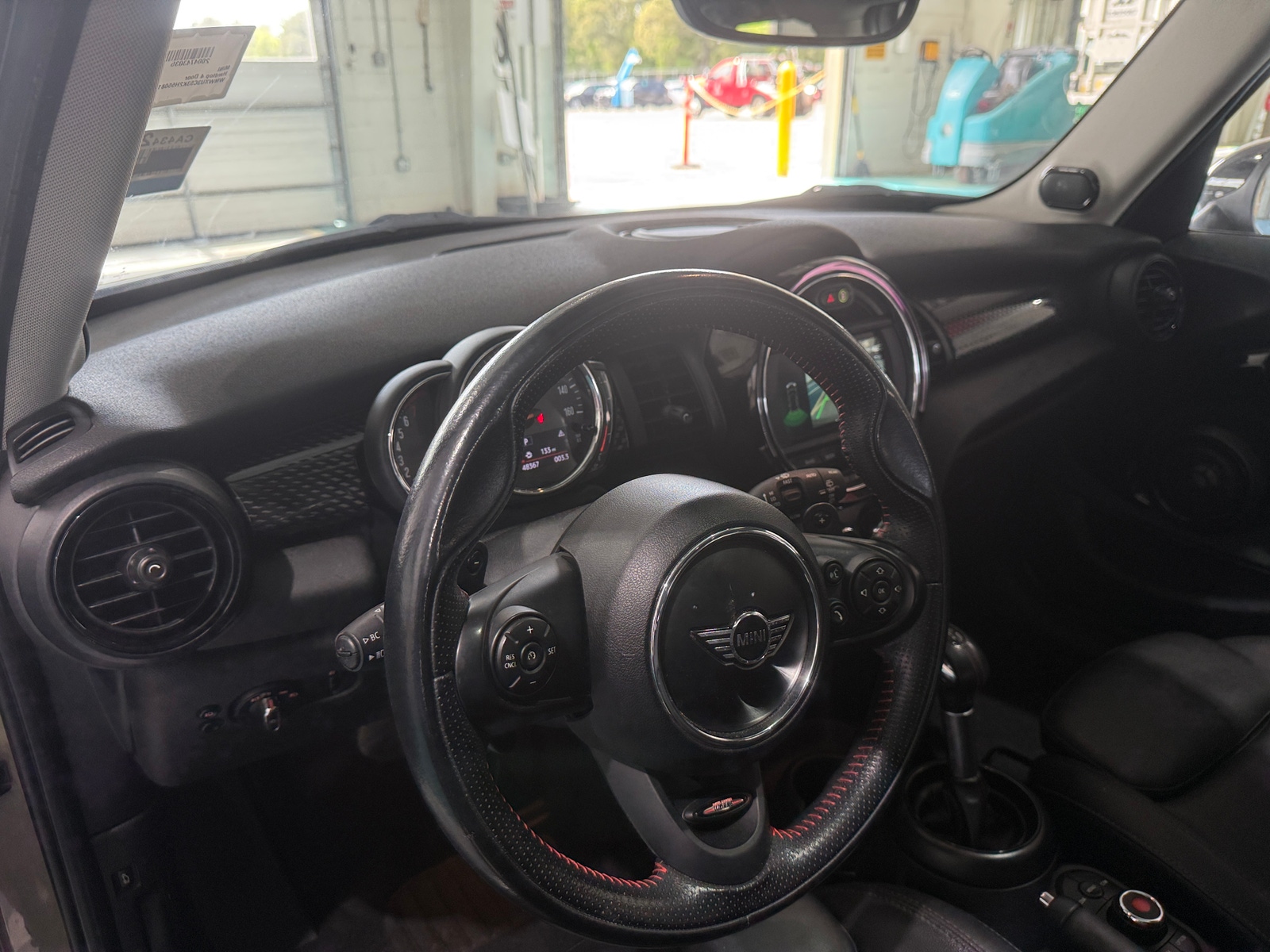 Thumbnail: 2019 MINI Cooper Hardtop - 2