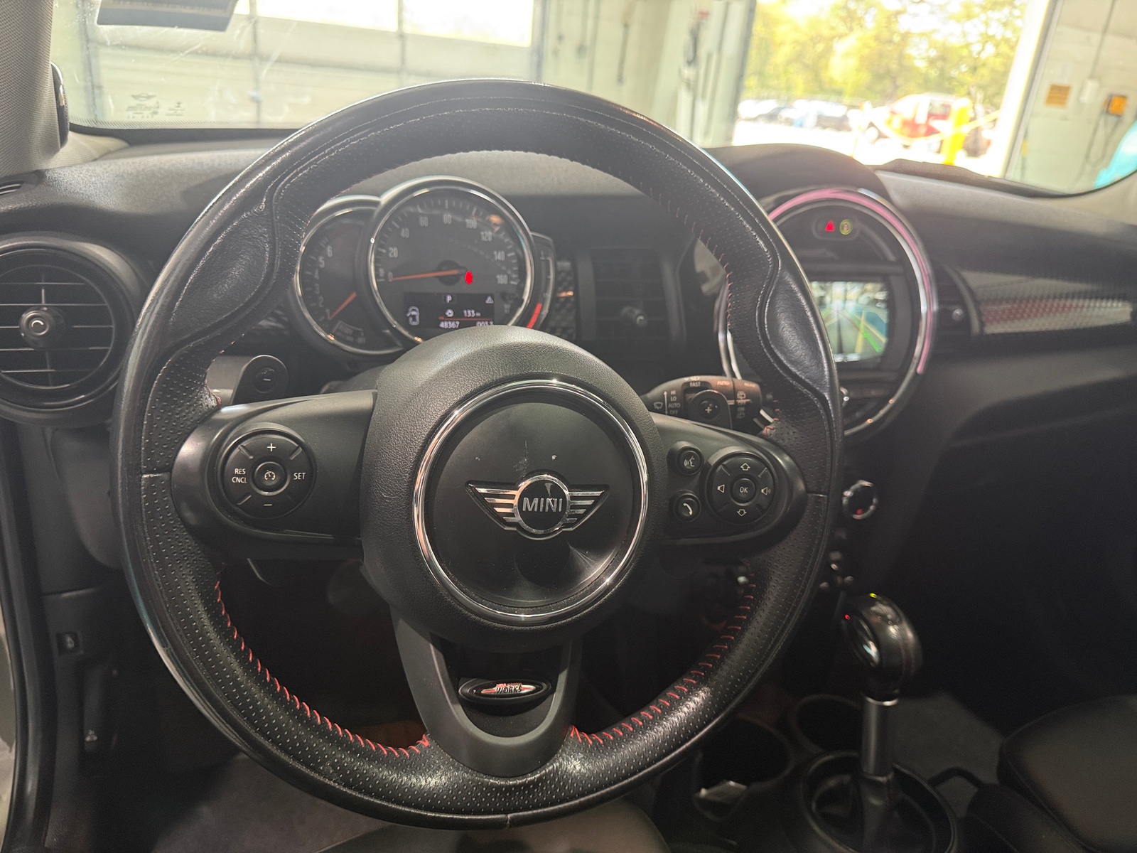 Thumbnail: 2019 MINI Cooper Hardtop - 4