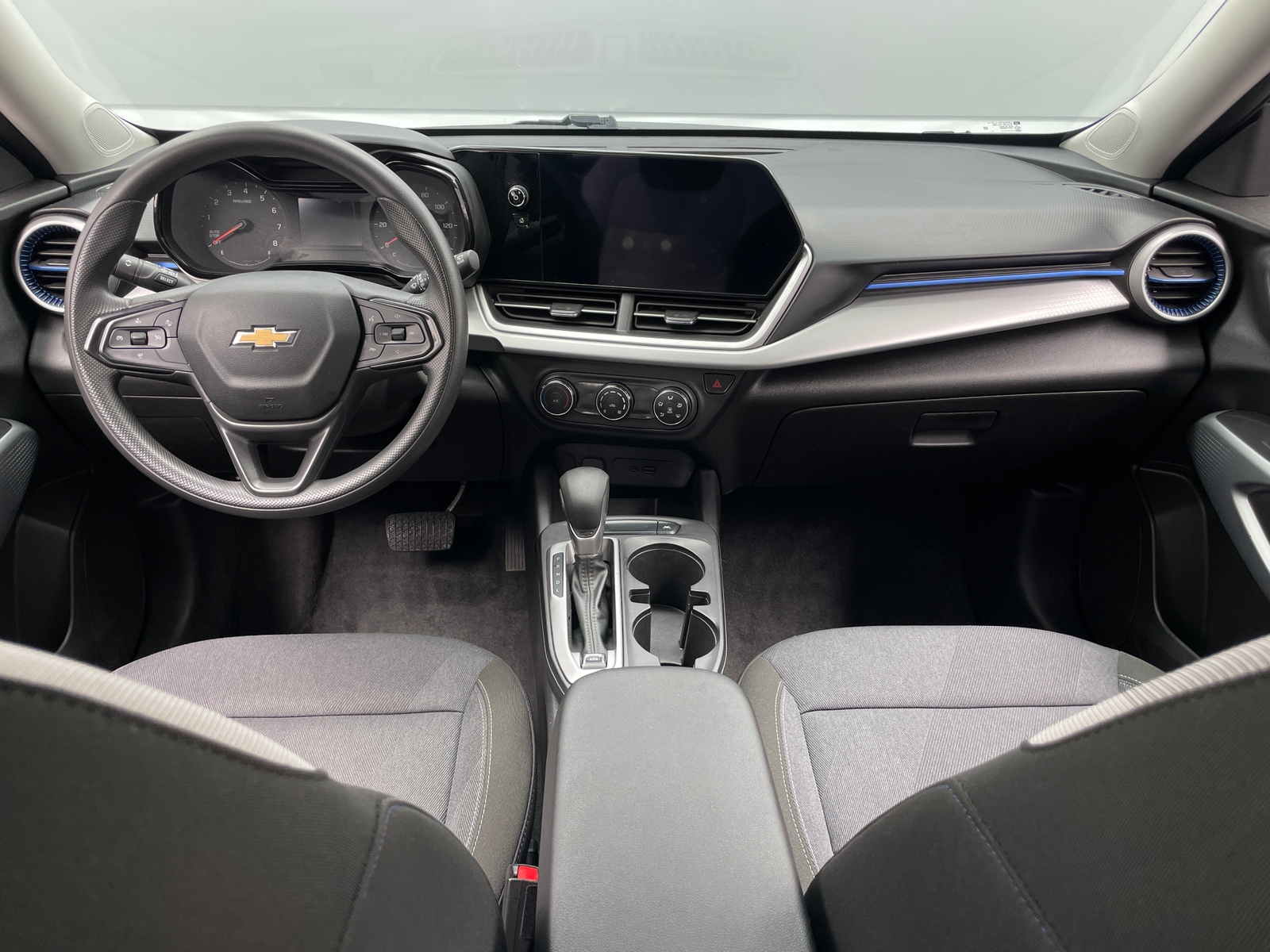 Thumbnail: 2024 Chevrolet Trax - 3