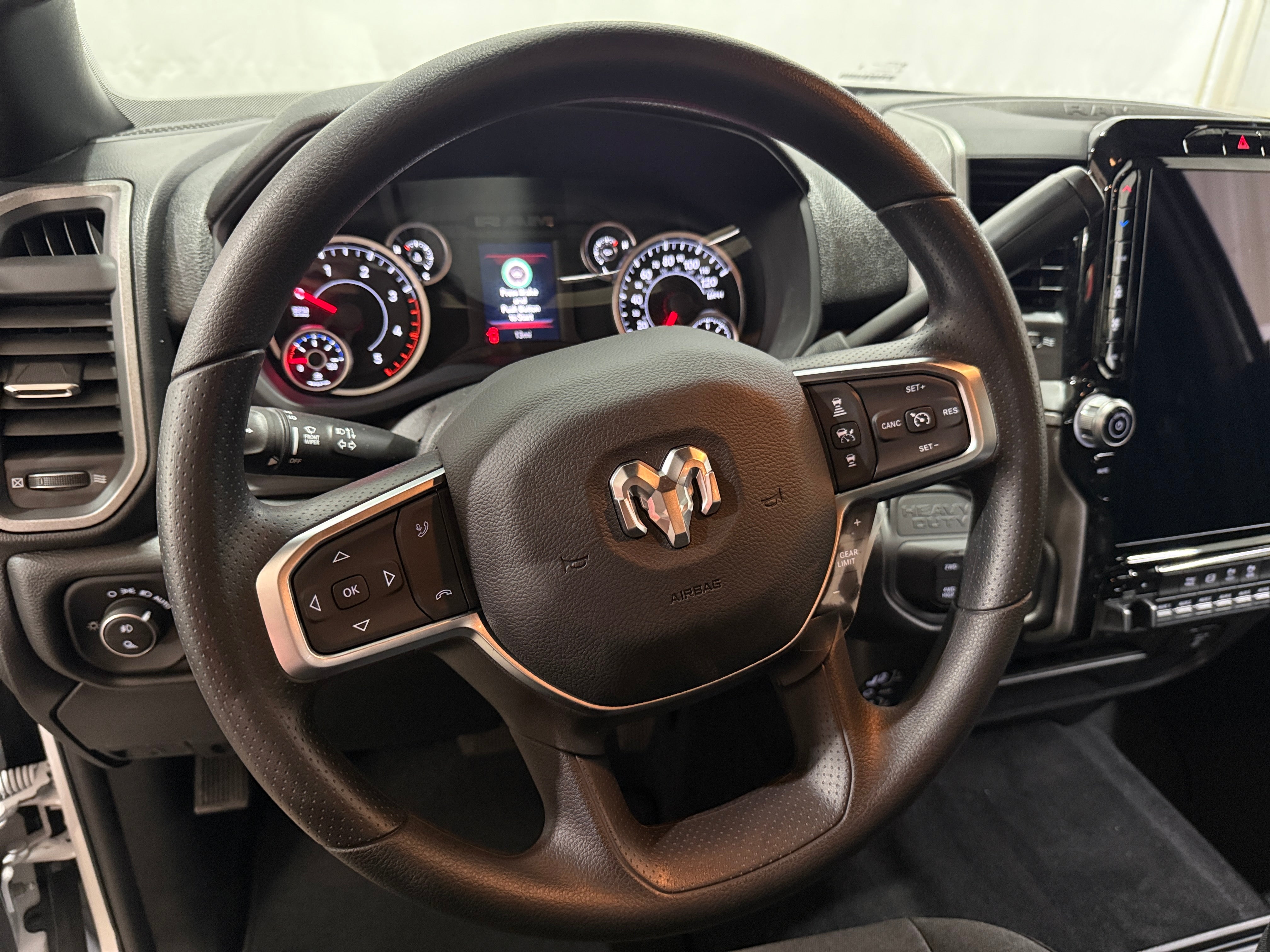 2026 RAM 2500 Tradesman - Photo 9