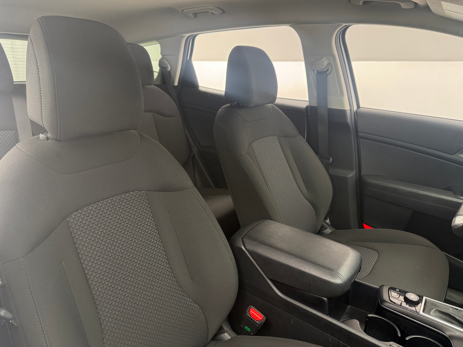 Thumbnail: 2025 Kia Sportage - 2