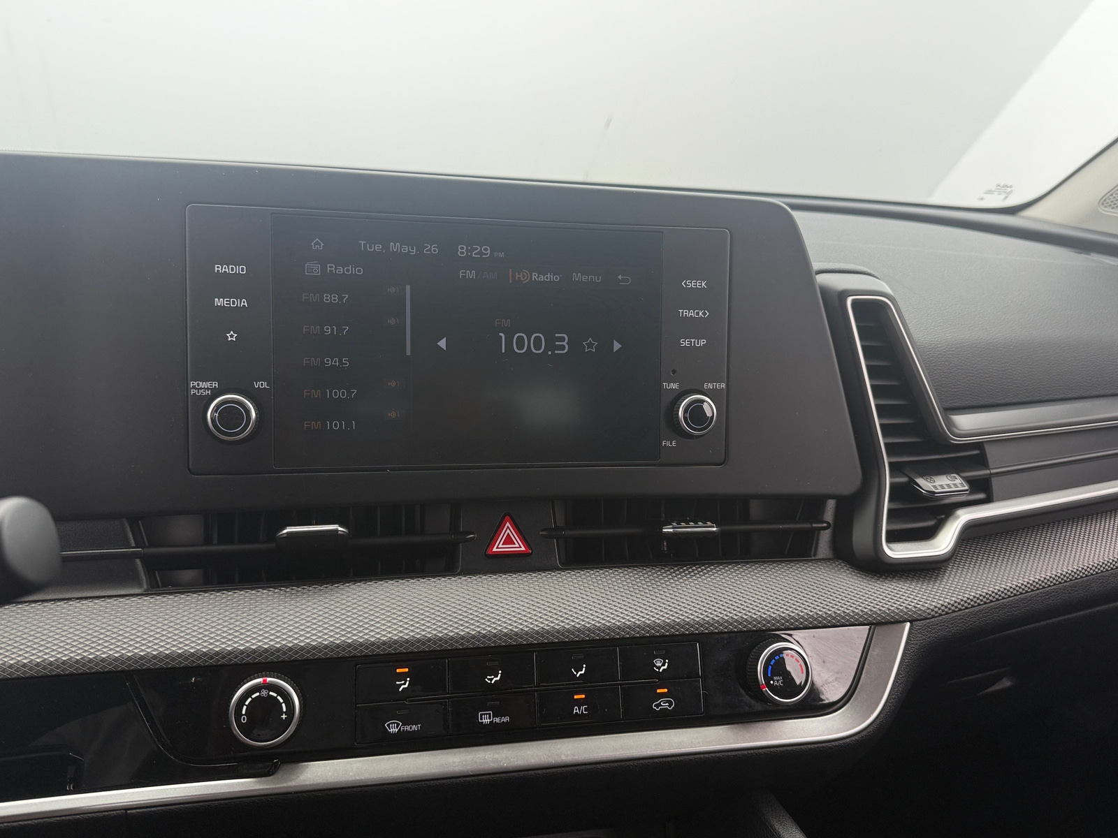 Thumbnail: 2025 Kia Sportage - 4