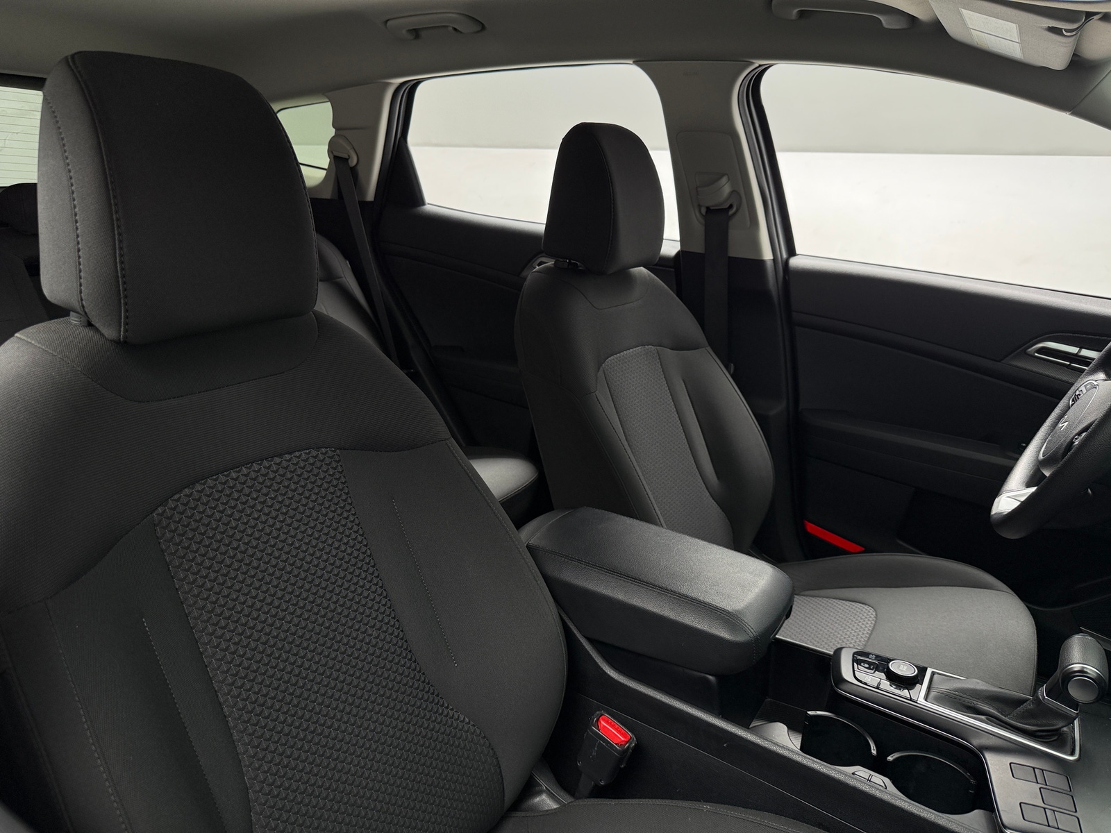 Thumbnail: 2025 Kia Sportage - 2