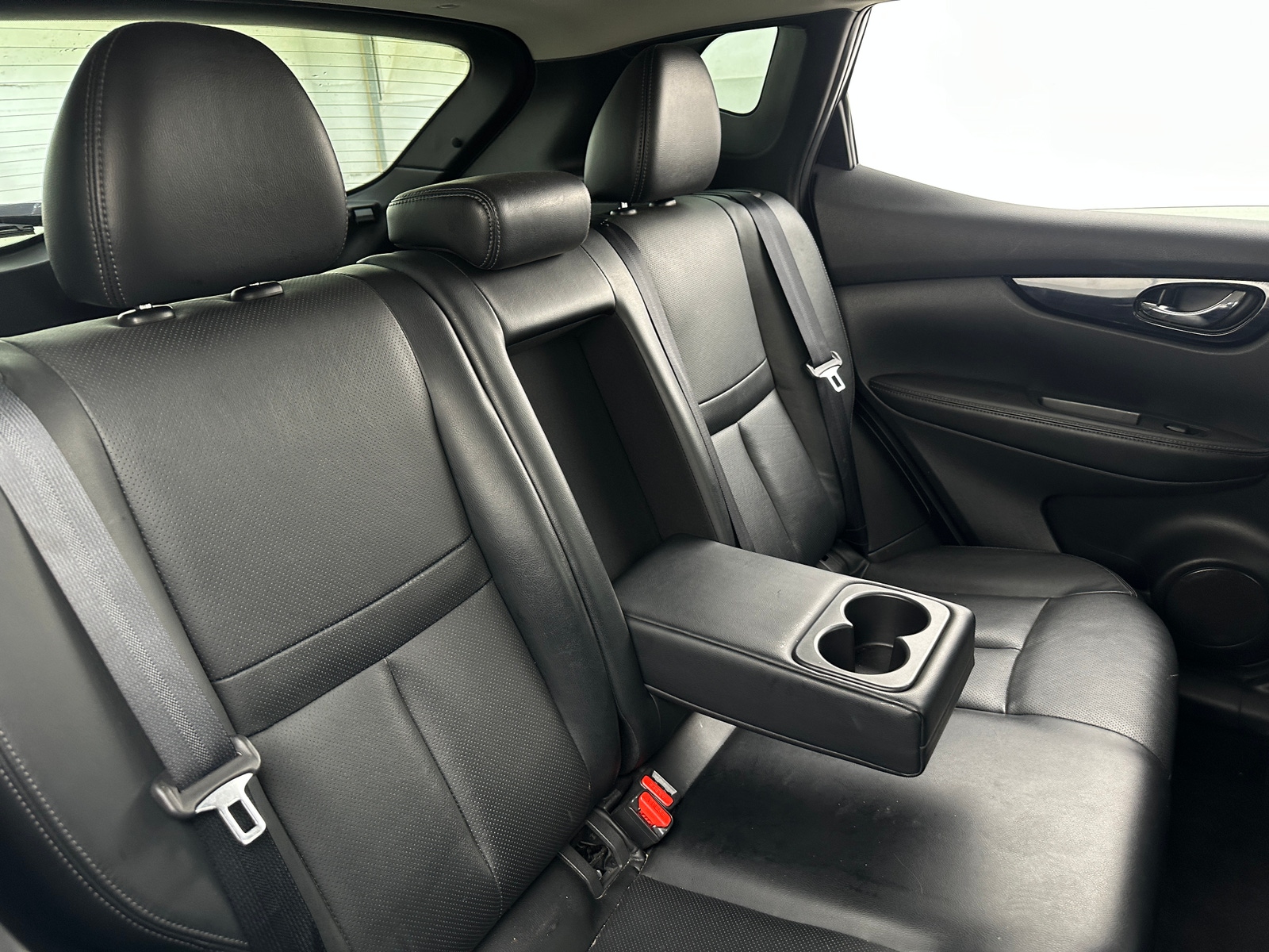 Thumbnail: 2018 Nissan Rogue Sport - 5