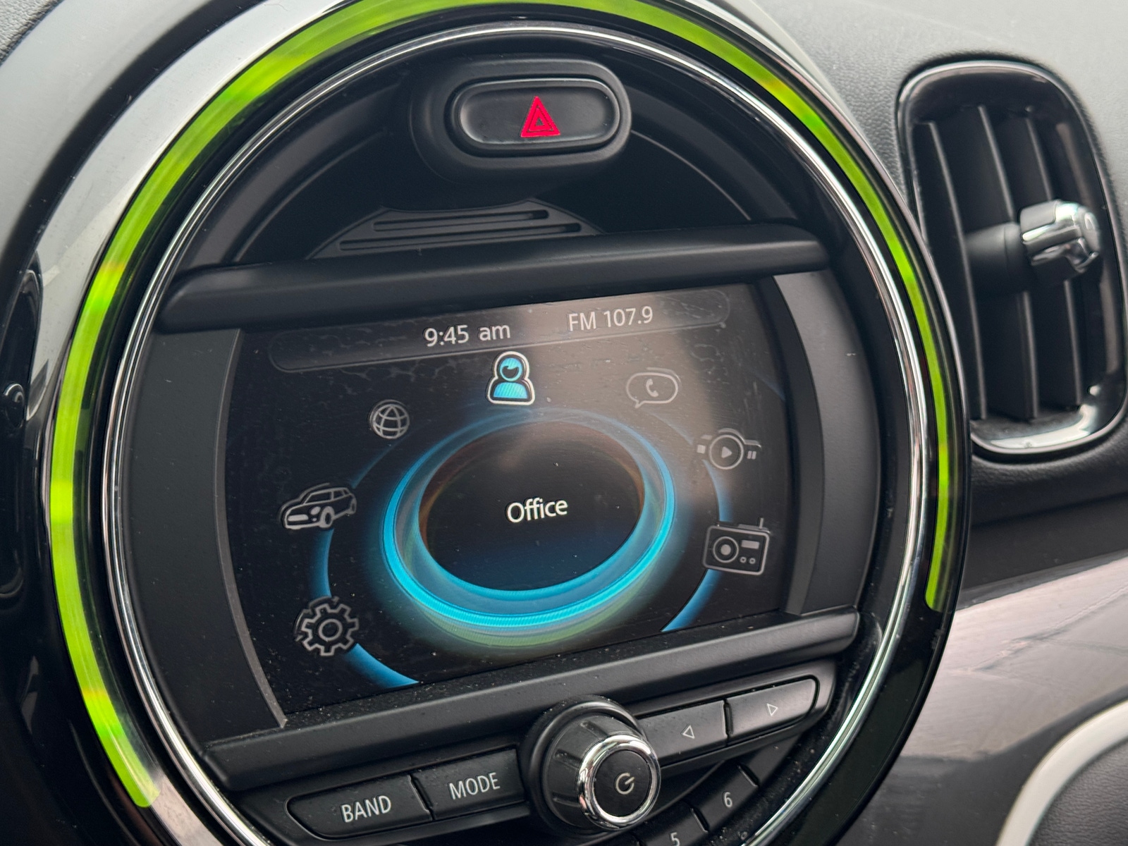 Thumbnail: 2017 MINI Cooper Countryman - 3