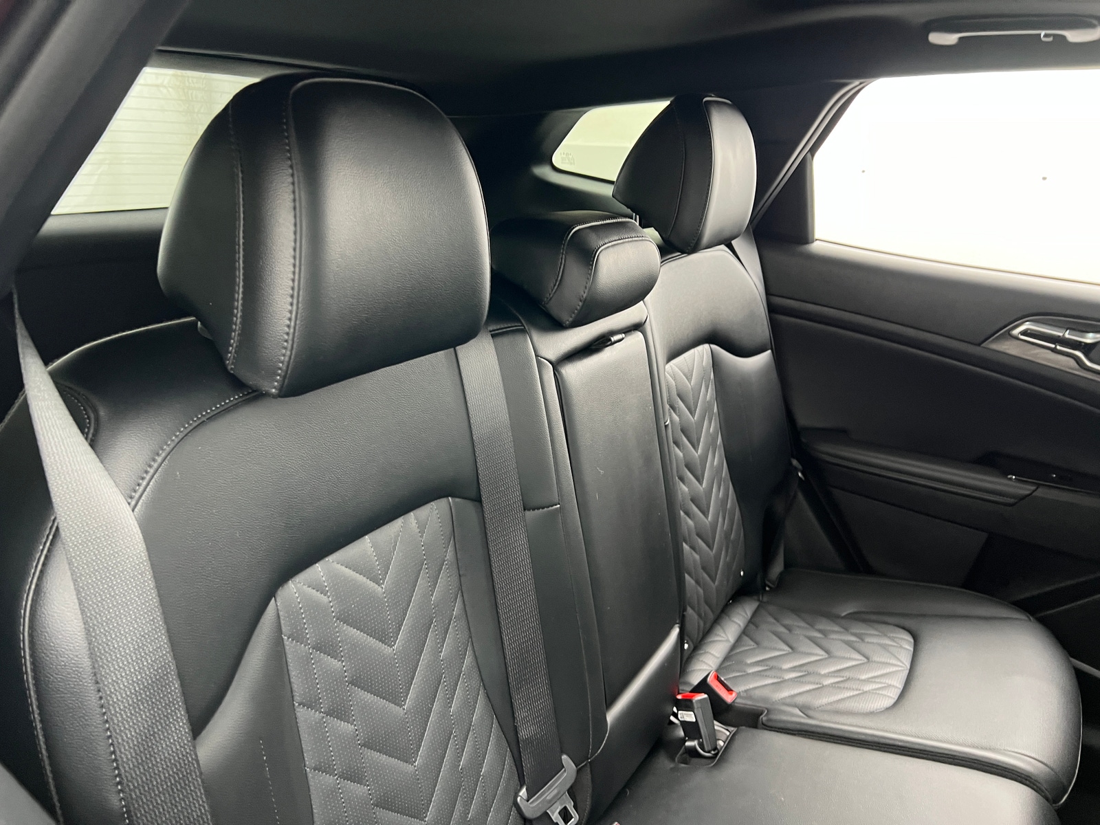 Thumbnail: 2023 Kia Sportage - 5