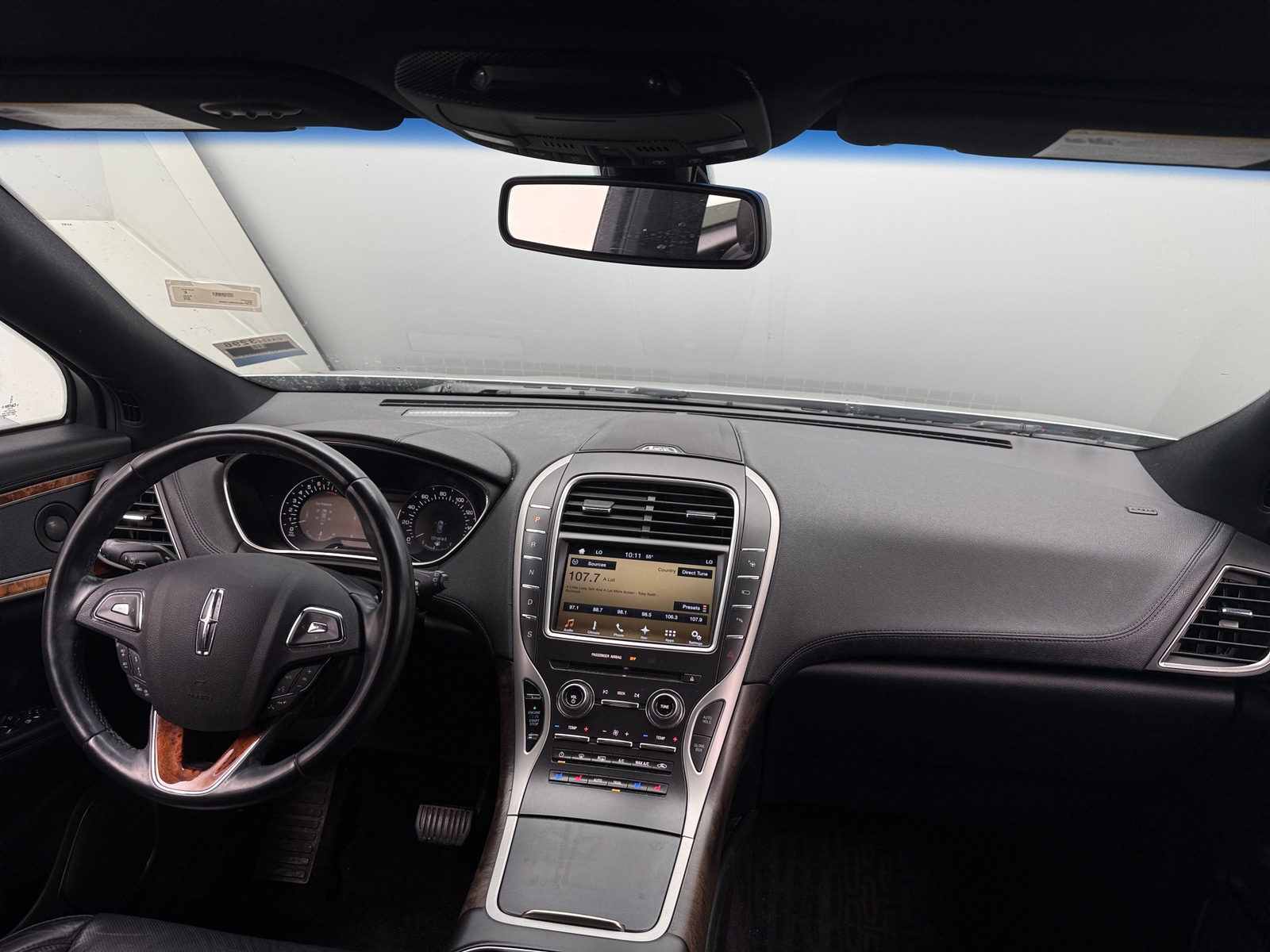 Thumbnail: 2016 Lincoln MKX - 2