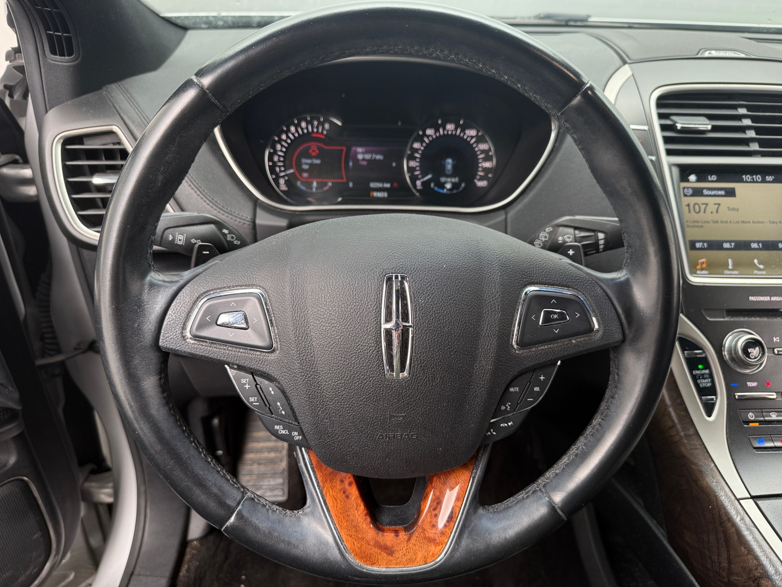 Thumbnail: 2016 Lincoln MKX - 4