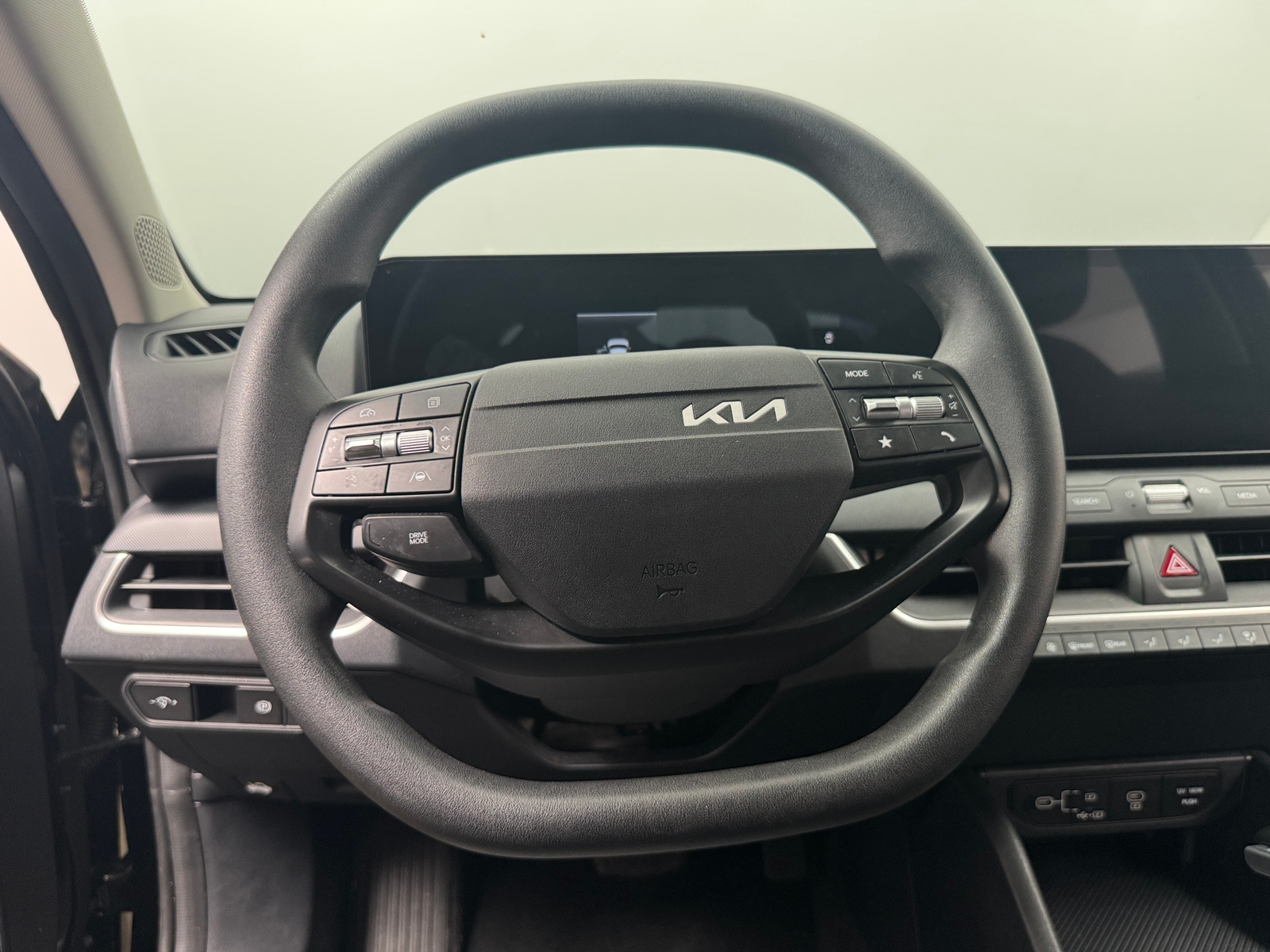 Thumbnail: 2025 Kia K4 - 5