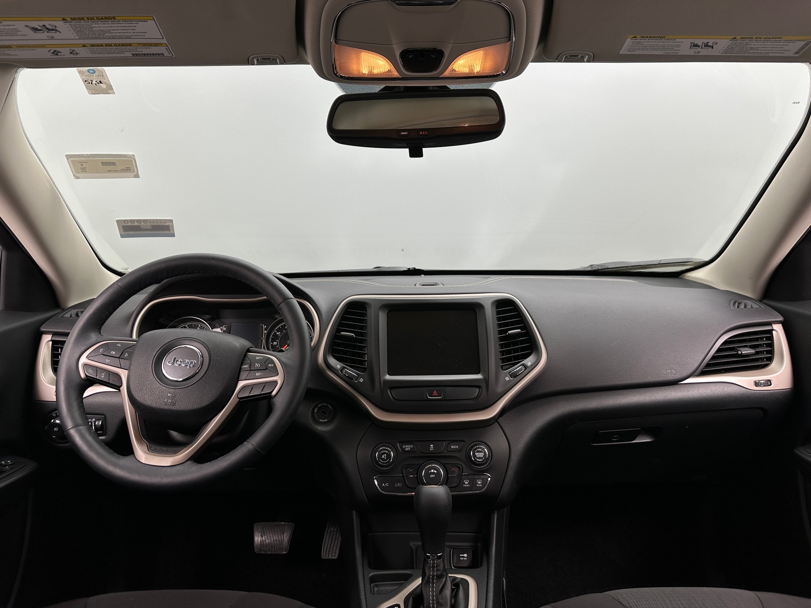 Thumbnail: 2015 Jeep Cherokee - 3
