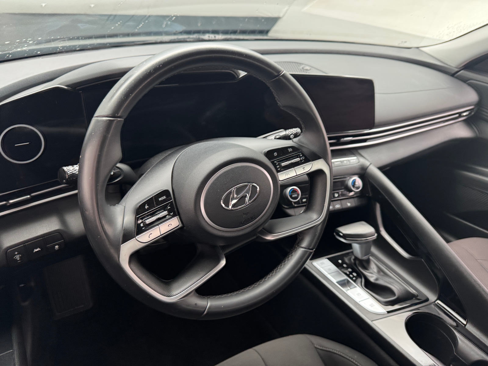 Thumbnail: 2023 Hyundai Elantra - 5