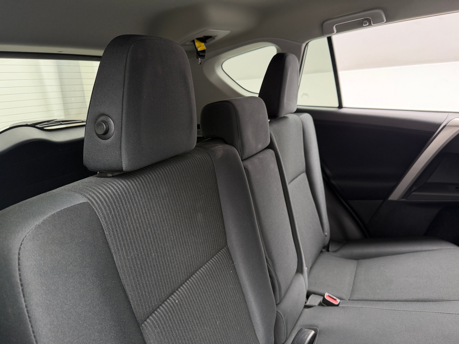 Thumbnail: 2016 Toyota RAV4 - 6