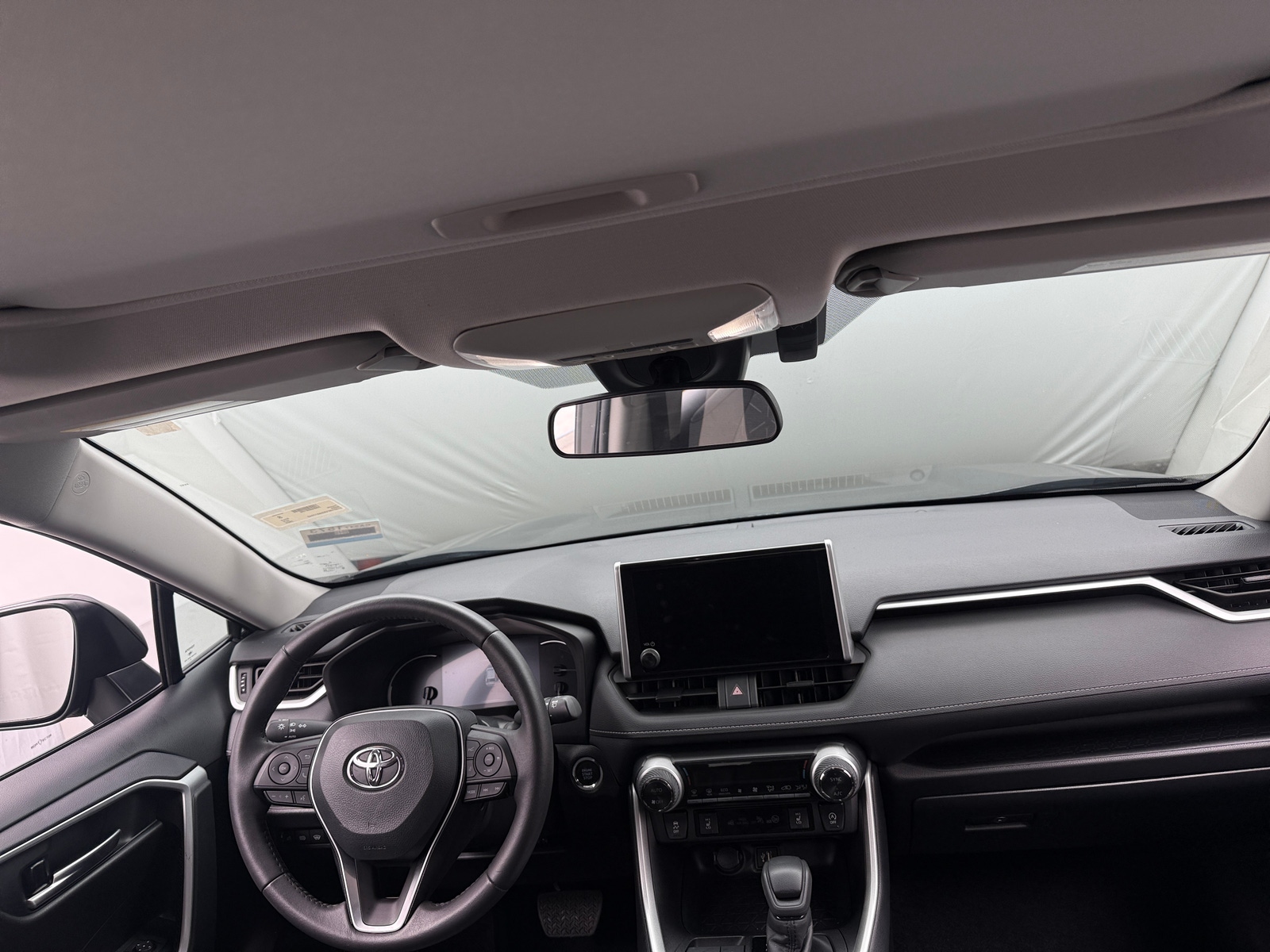 Thumbnail: 2025 Toyota RAV4 - 3