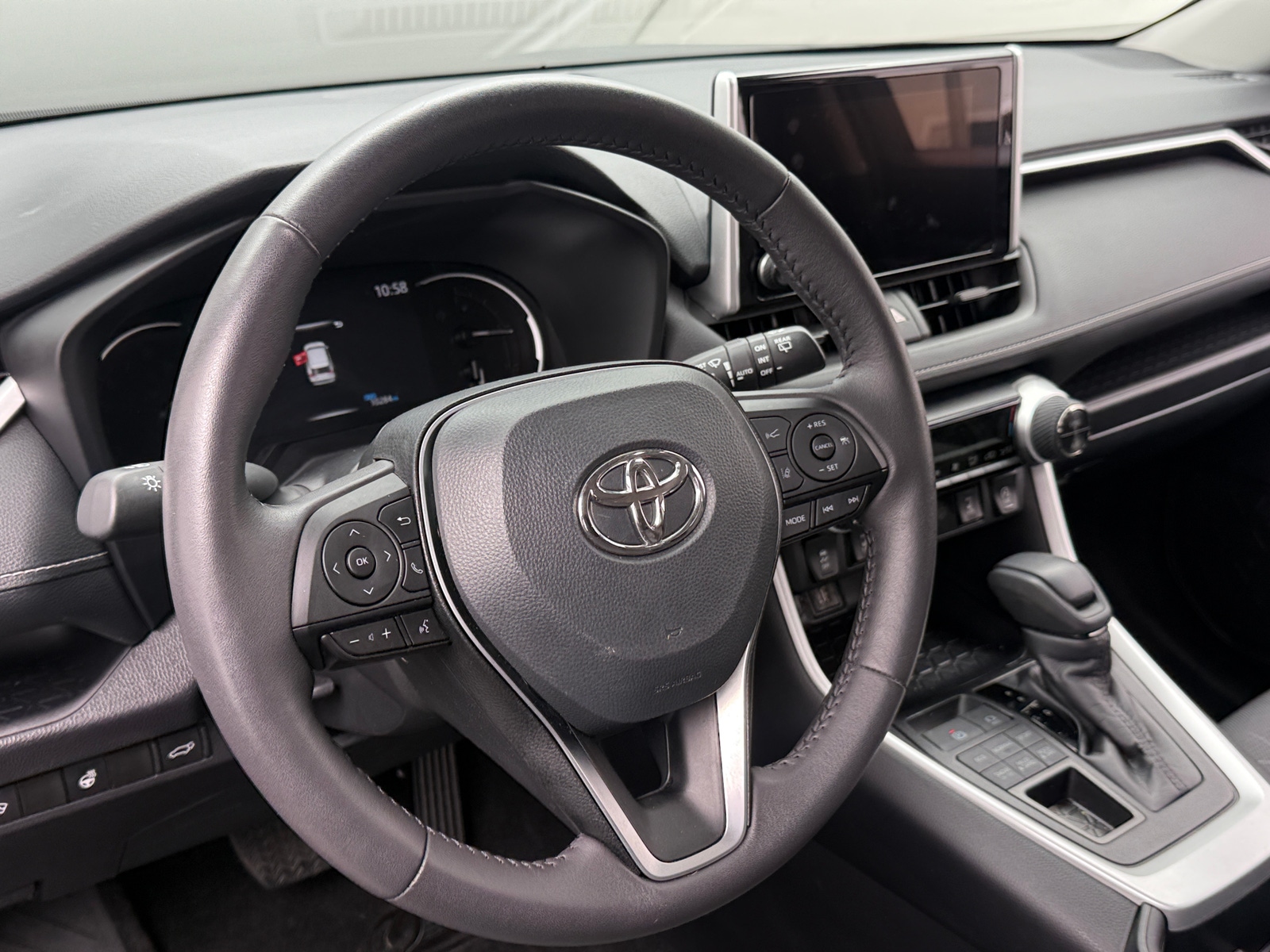 Thumbnail: 2025 Toyota RAV4 - 5
