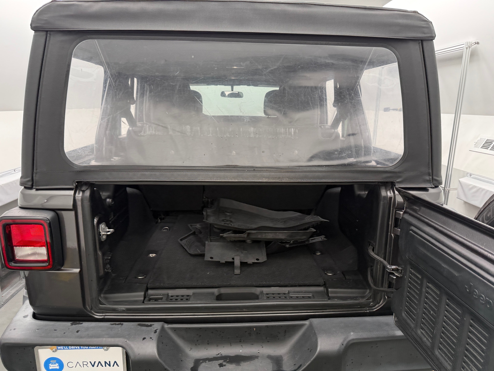 Thumbnail: 2018 Jeep Wrangler - 7