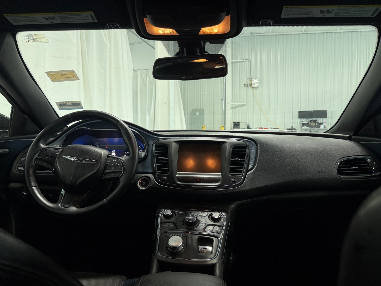 Thumbnail: 2015 Chrysler 200 - 3