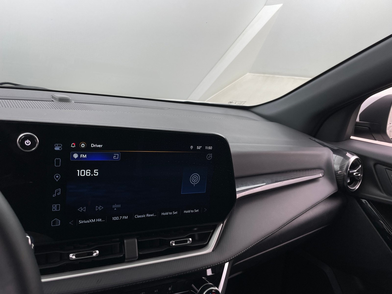 Thumbnail: 2025 Chevrolet Equinox - 4