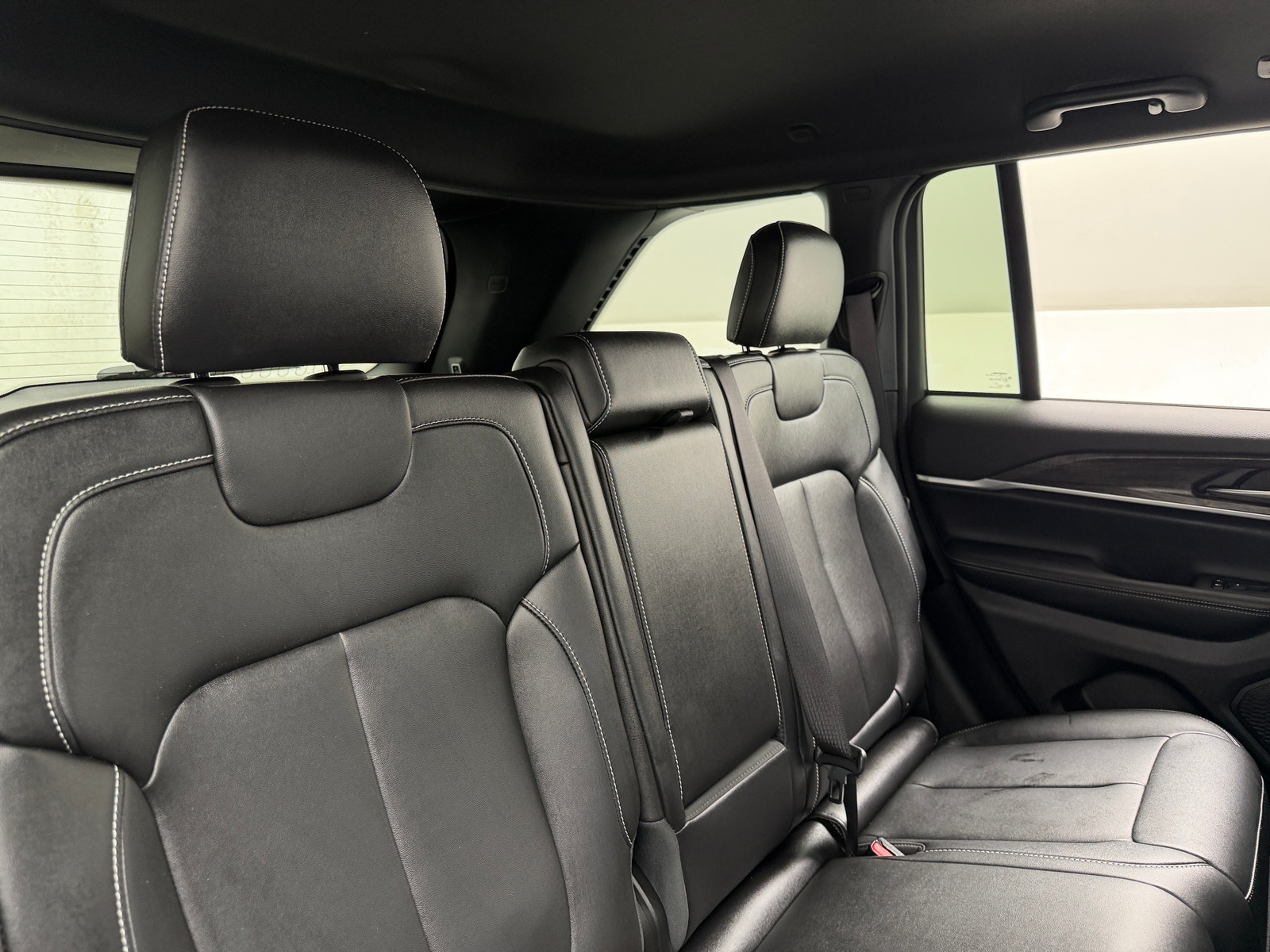 Thumbnail: 2024 Jeep Grand Cherokee - 5