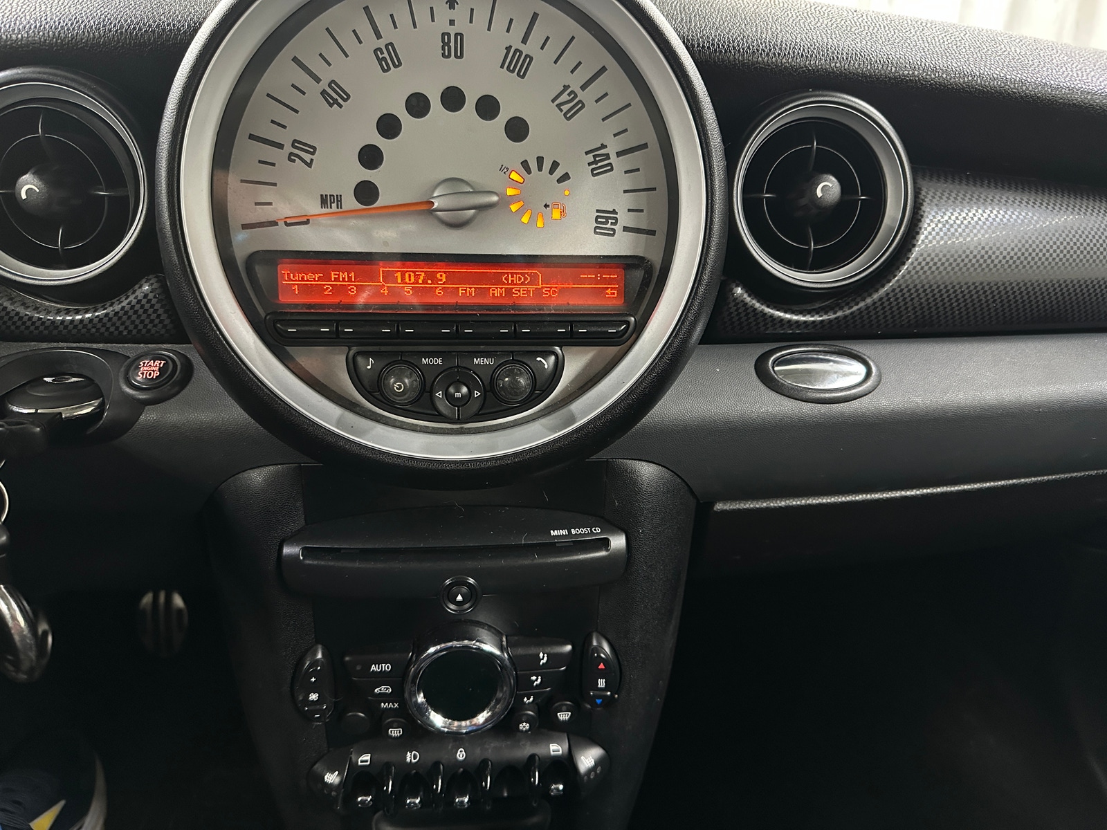 Thumbnail: 2012 MINI Cooper Hardtop - 3
