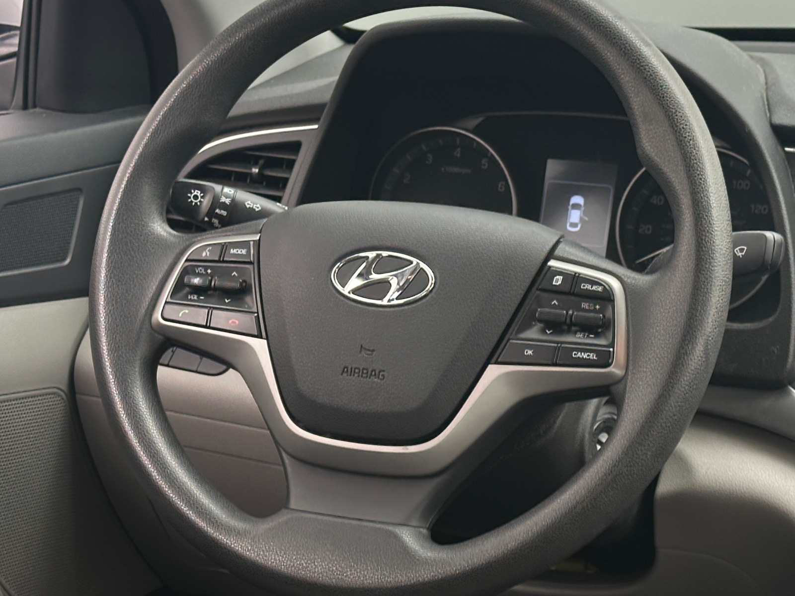 Thumbnail: 2018 Hyundai Elantra - 5