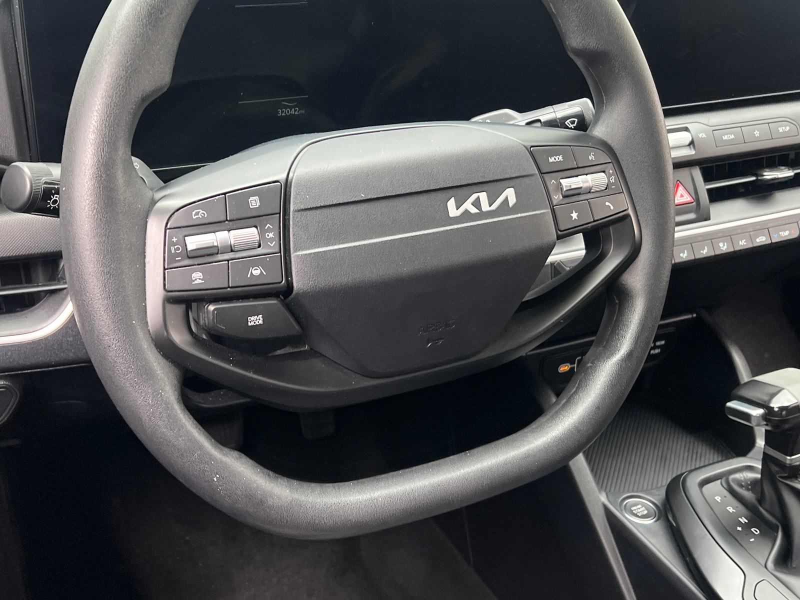 Thumbnail: 2025 Kia K4 - 5