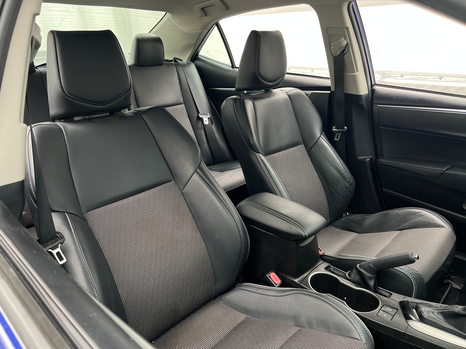 Thumbnail: 2014 Toyota Corolla - 2