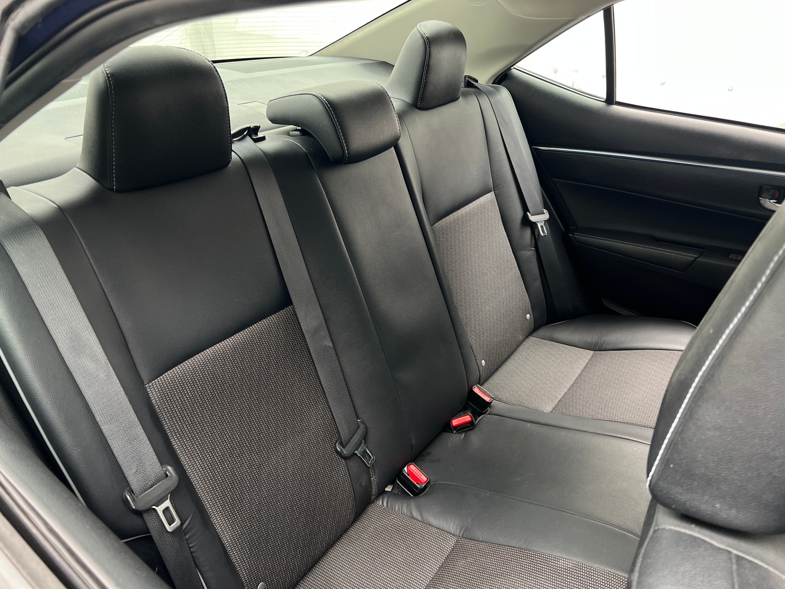 Thumbnail: 2014 Toyota Corolla - 6