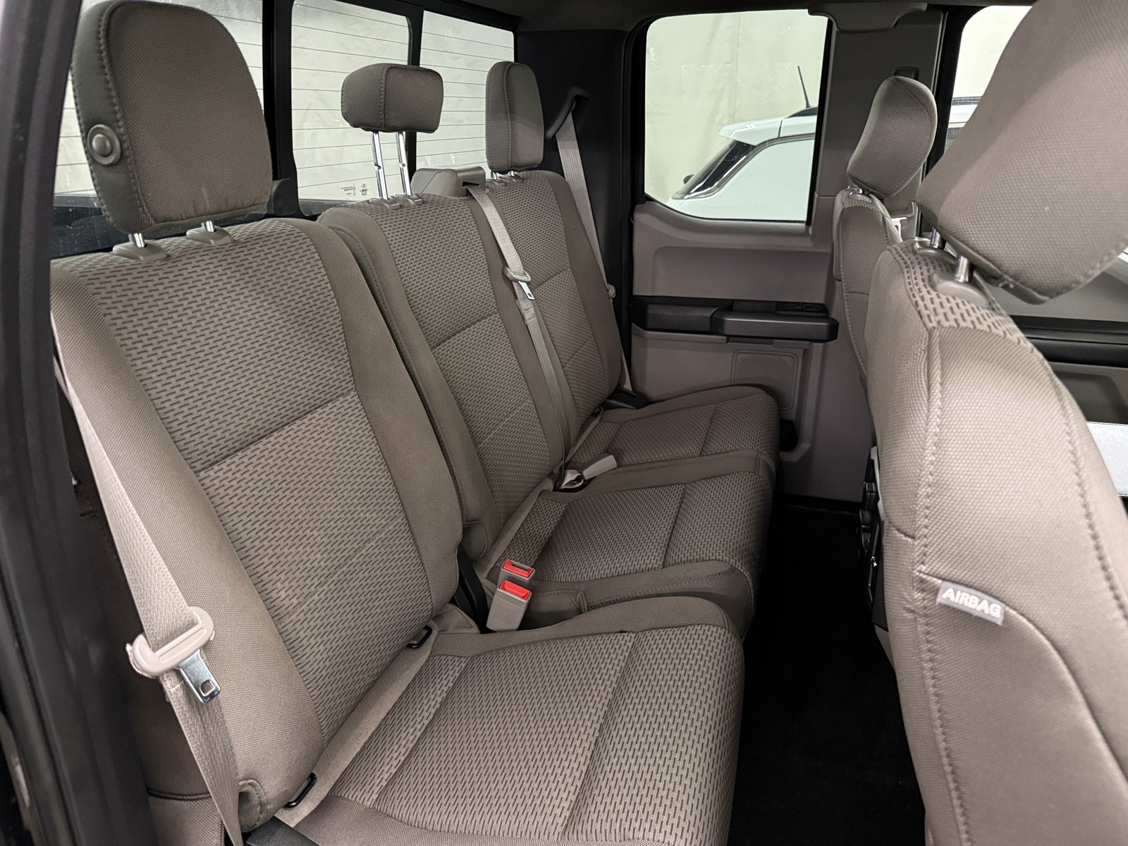 Thumbnail: 2018 Ford Econoline - 6