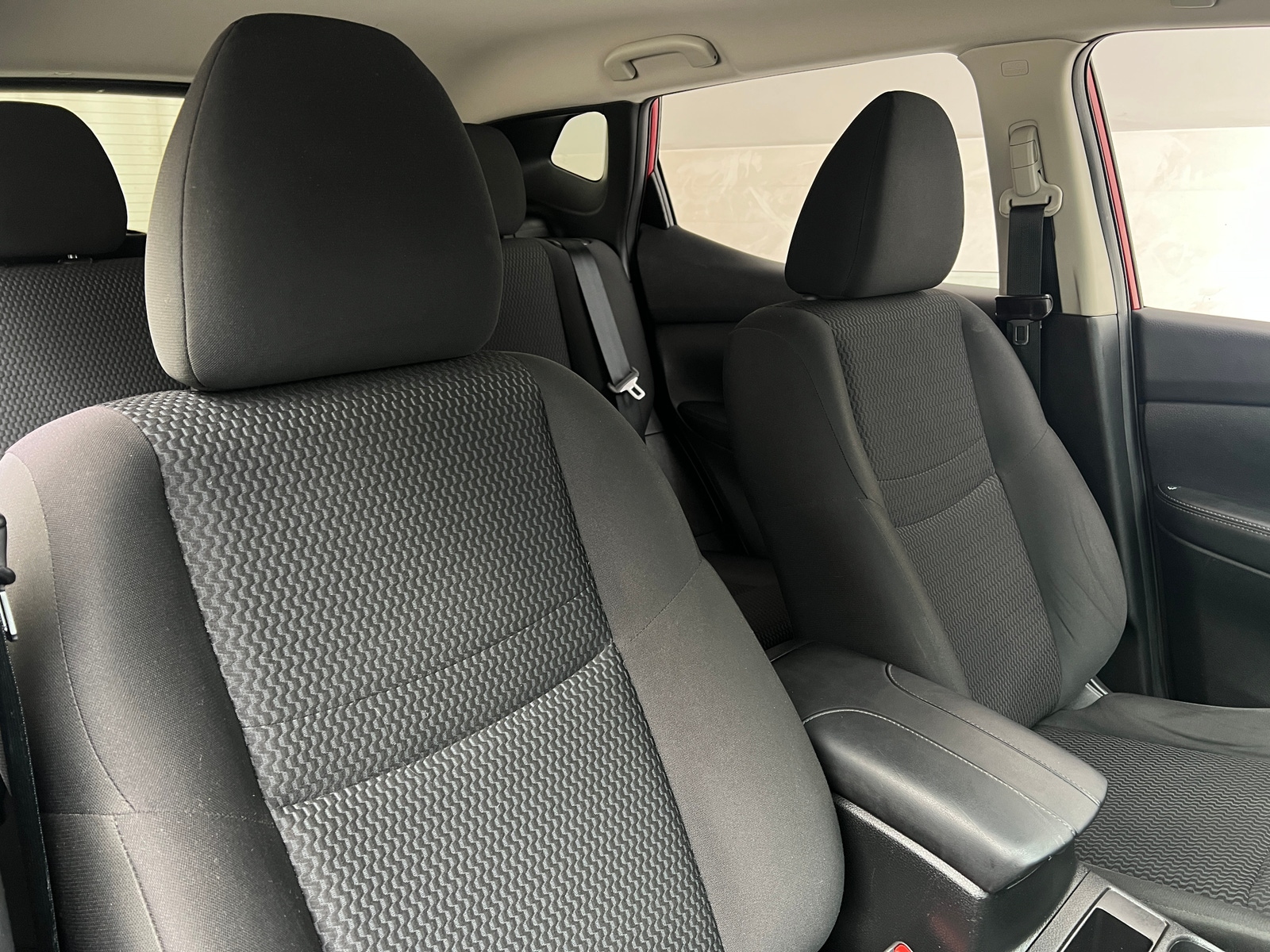 Thumbnail: 2019 Nissan Rogue Sport - 2