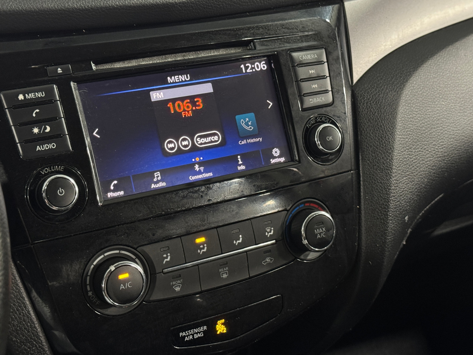 Thumbnail: 2019 Nissan Rogue Sport - 4