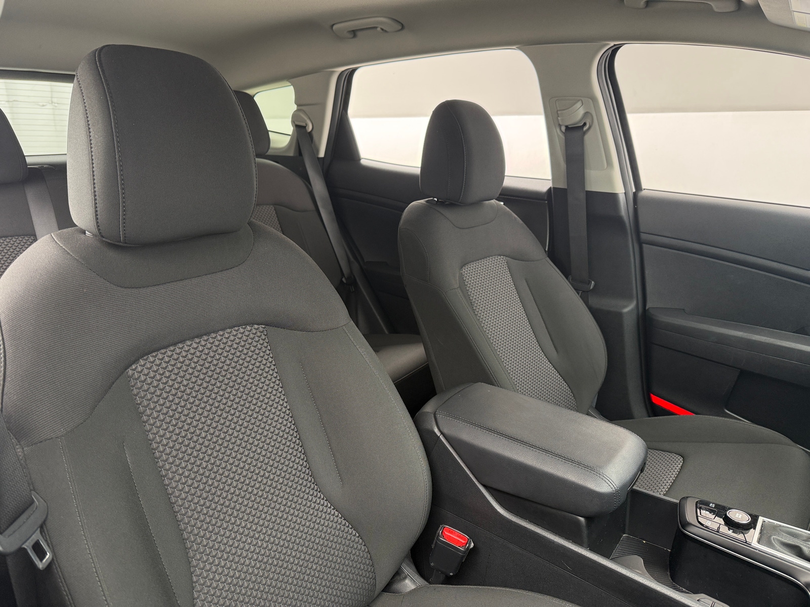 Thumbnail: 2025 Kia Sportage - 2