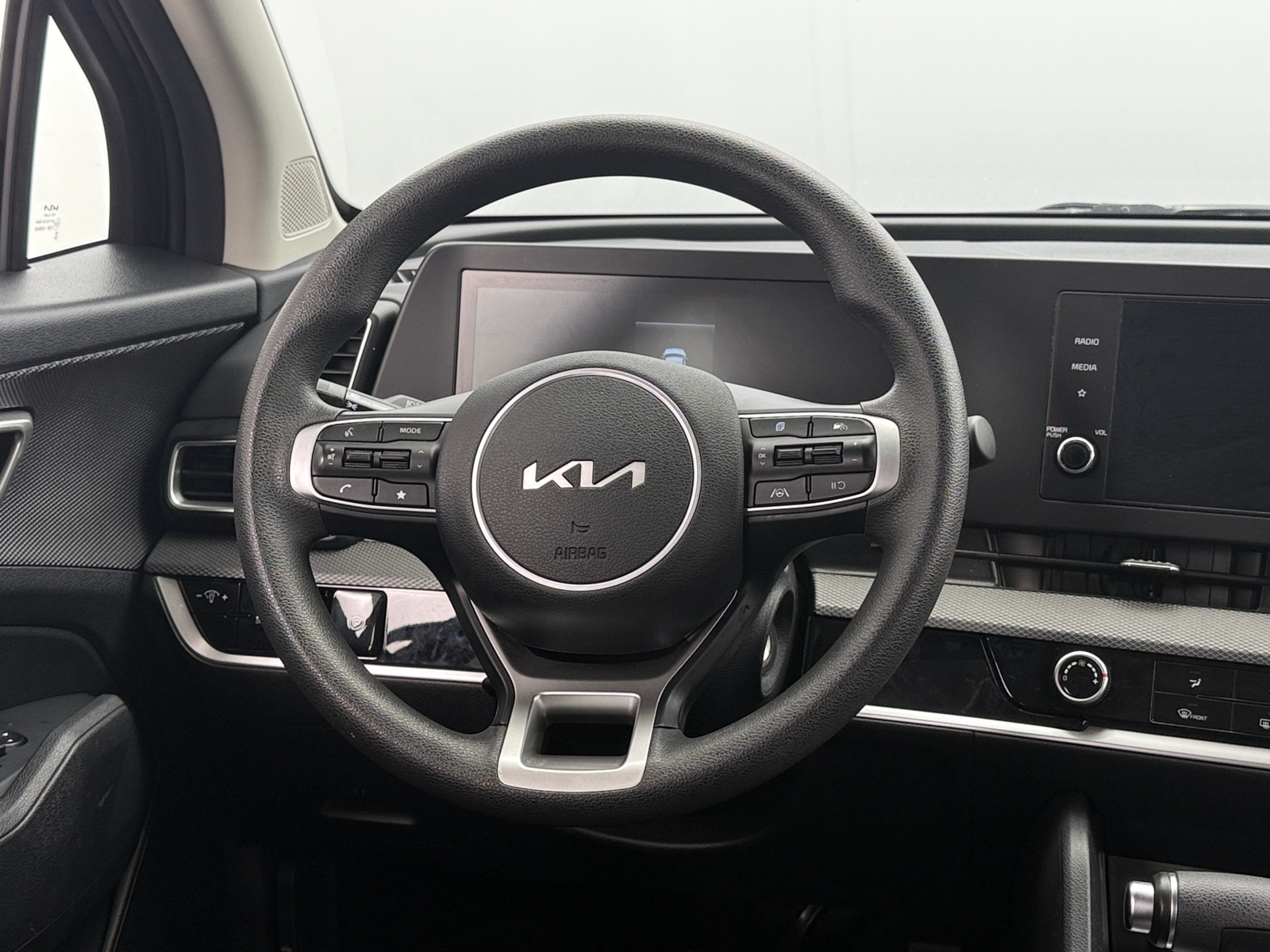 Thumbnail: 2025 Kia Sportage - 5