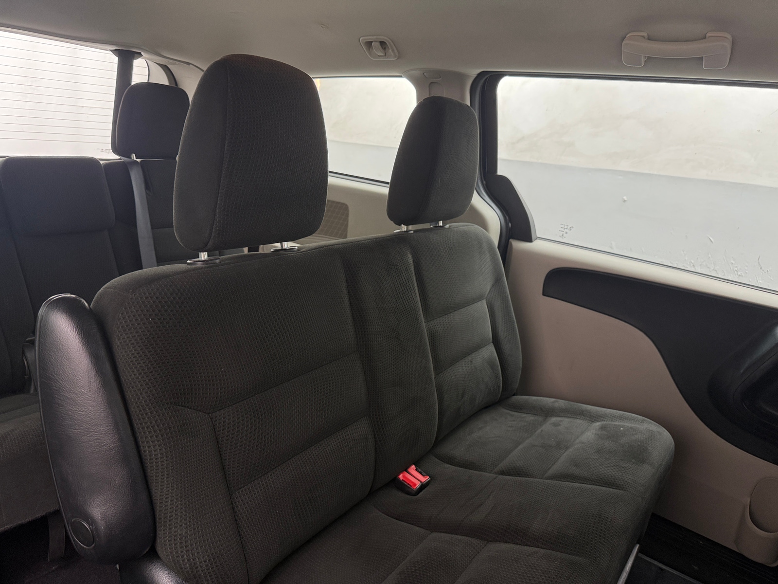 Thumbnail: 2015 Dodge Grand Caravan - 6