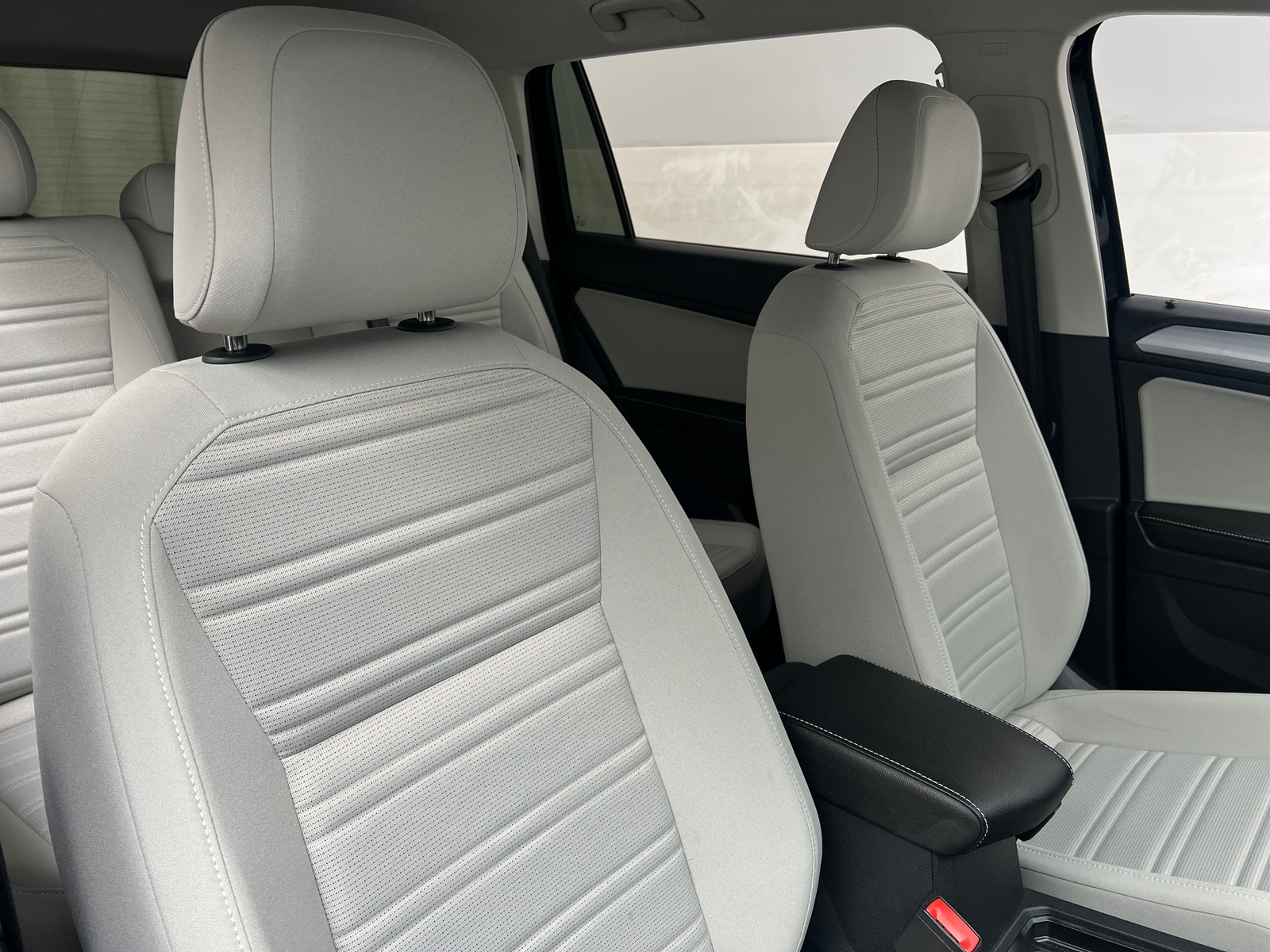 Thumbnail: 2024 Volkswagen Tiguan - 2