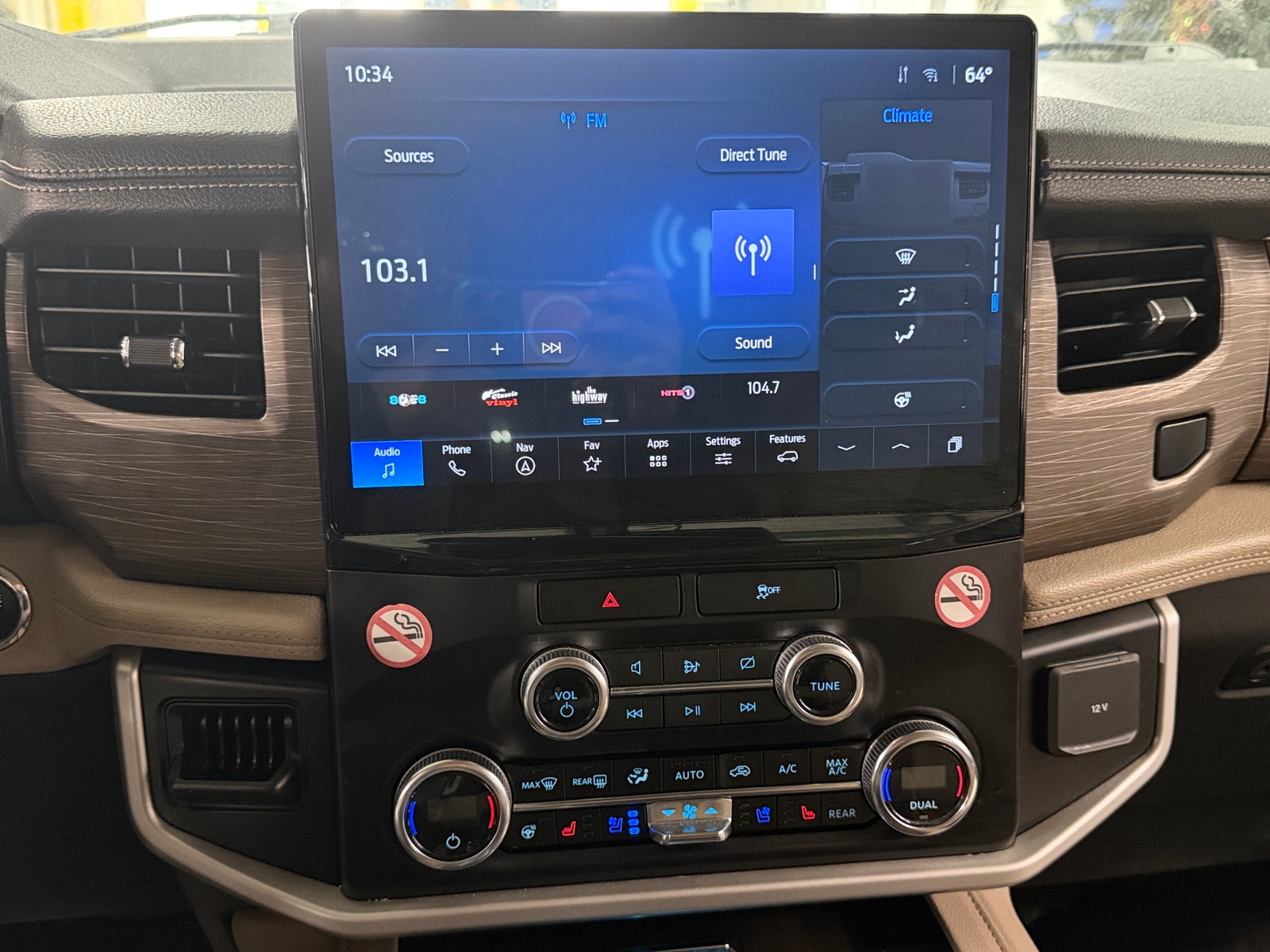 Thumbnail: 2023 Ford Expedition MAX - 3