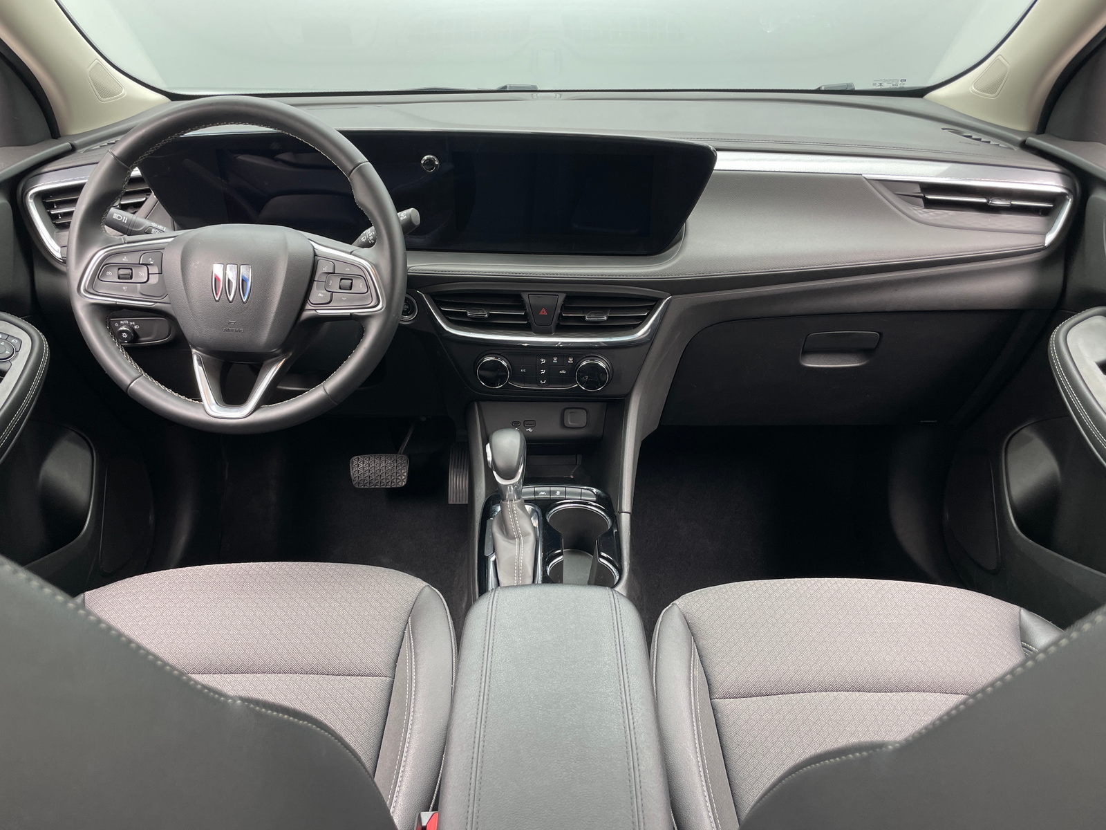 Thumbnail: 2025 Buick Encore GX - 2