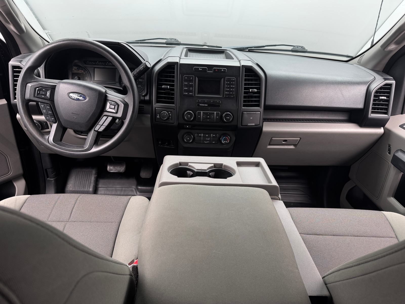 Thumbnail: 2017 Ford Econoline - 3