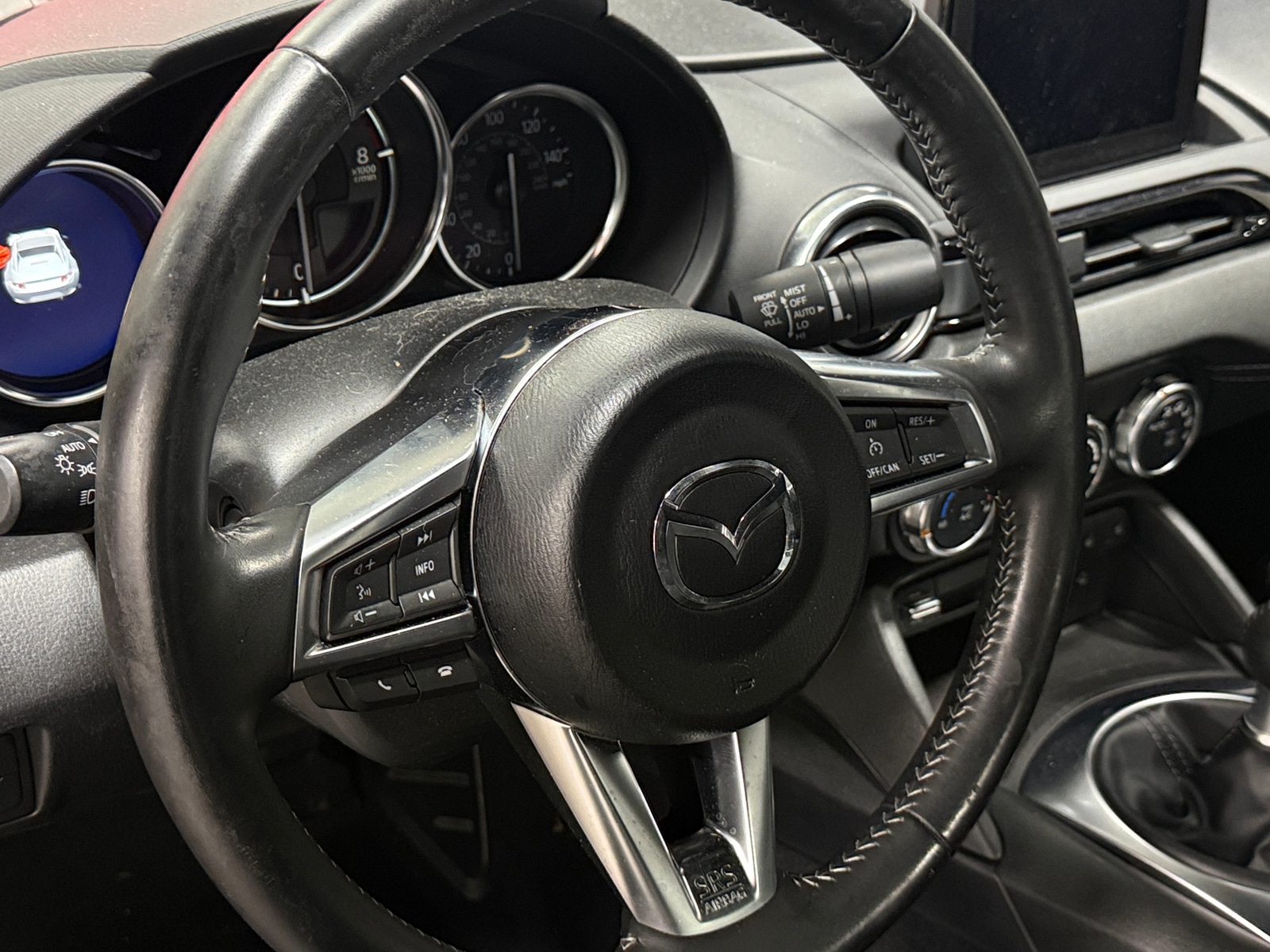 Thumbnail: 2023 Mazda MX-5 Miata - 4