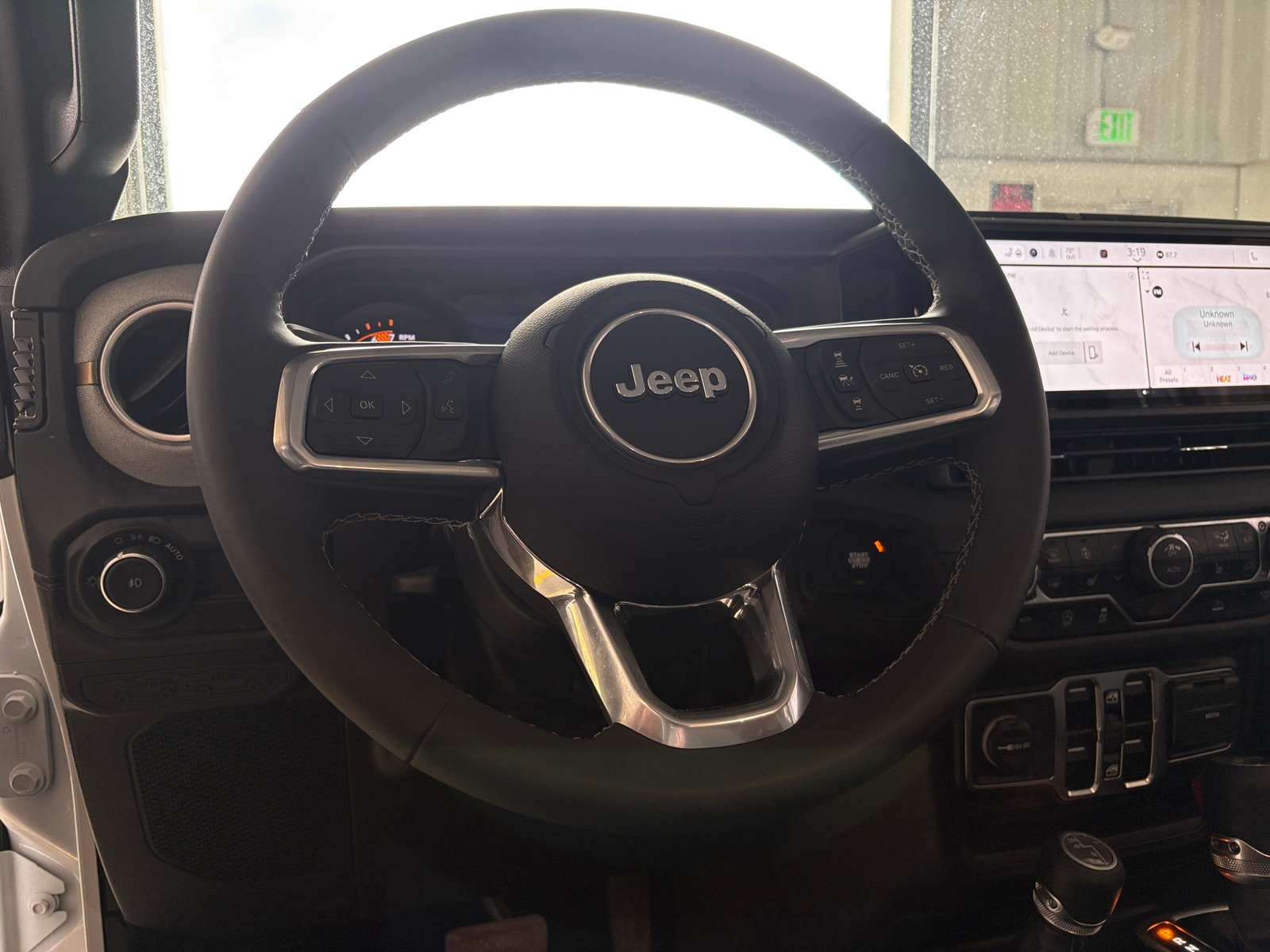 Thumbnail: 2025 Jeep Wrangler - 5